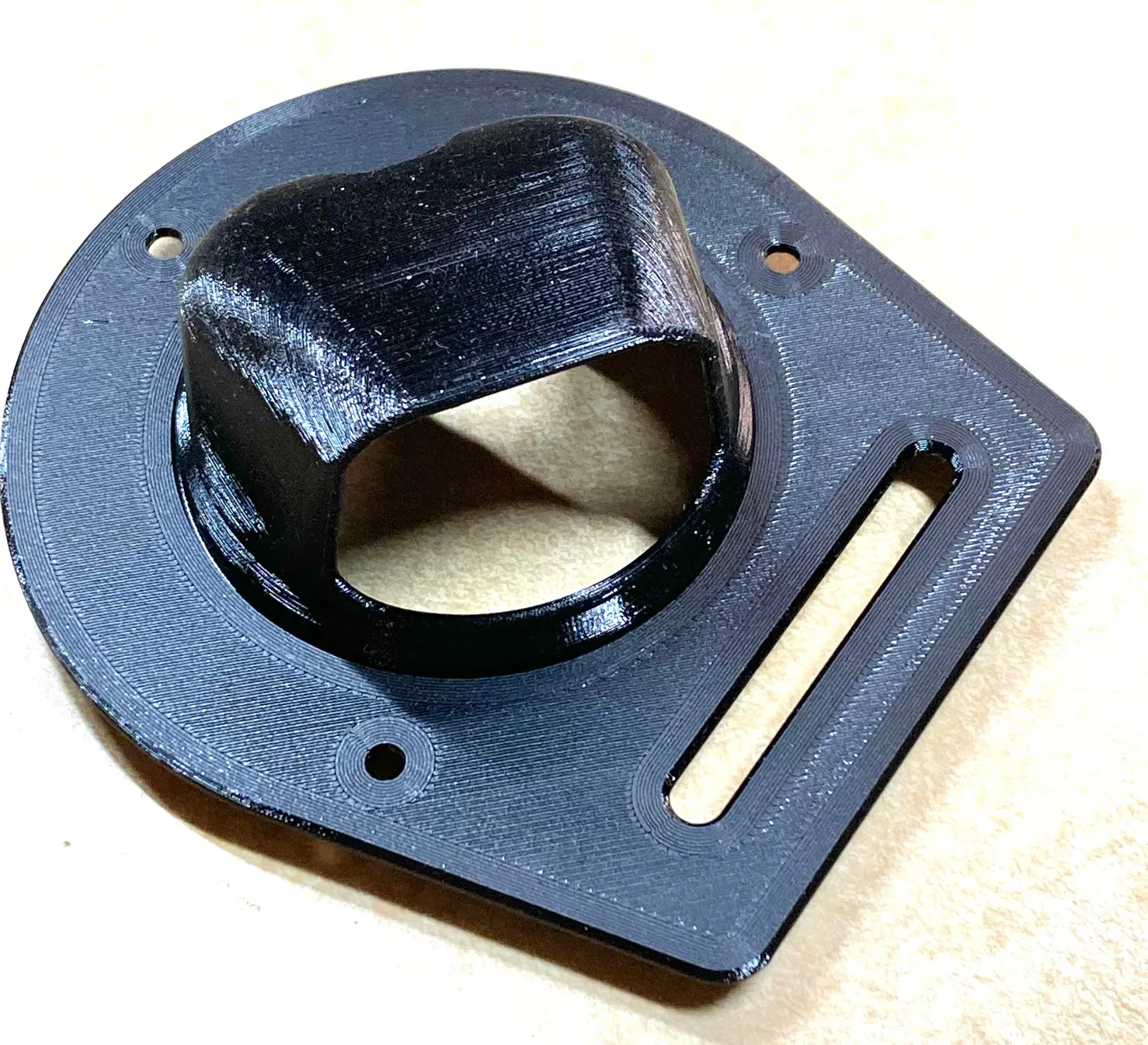 Lỗ thông gió cockpit máy bay Piper Cherokee PA28