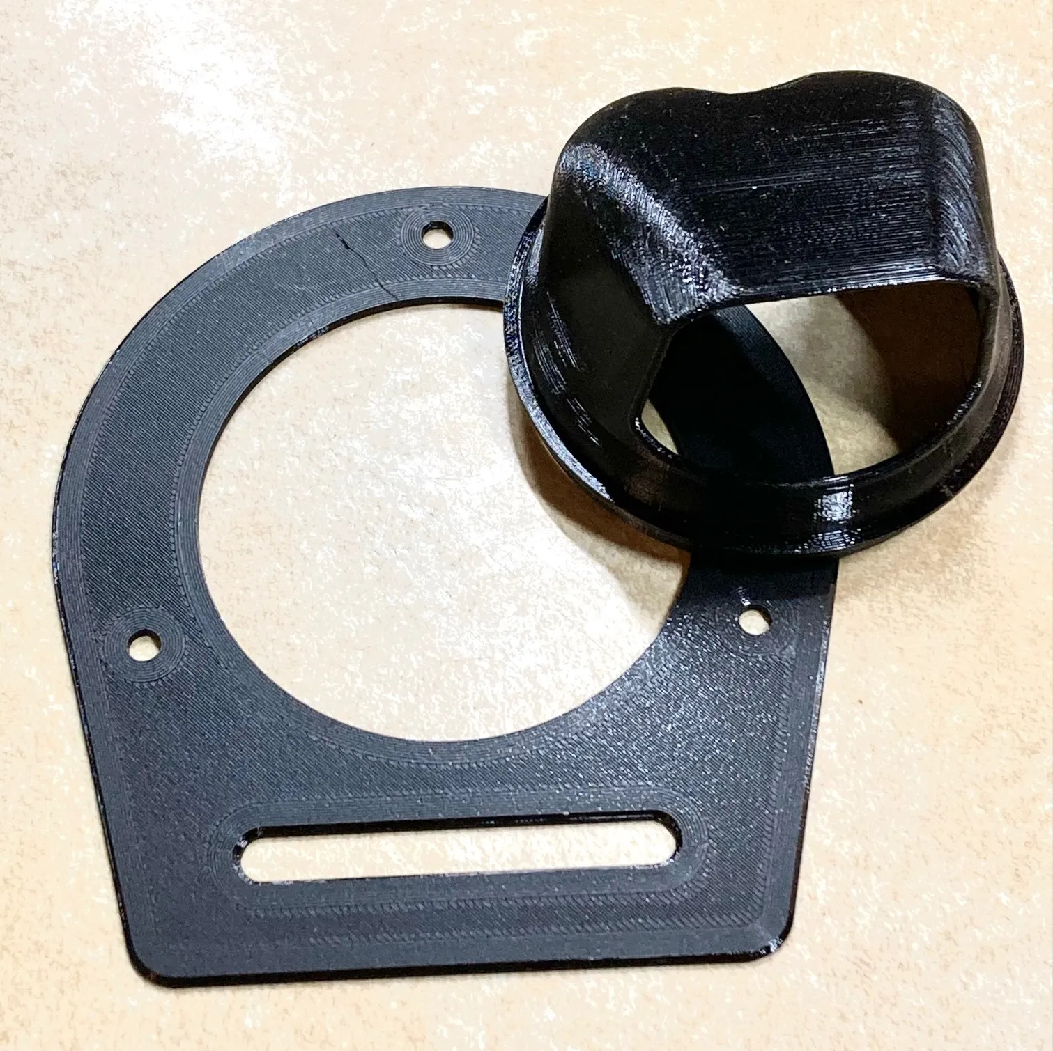 Lỗ thông gió cockpit máy bay Piper Cherokee PA28