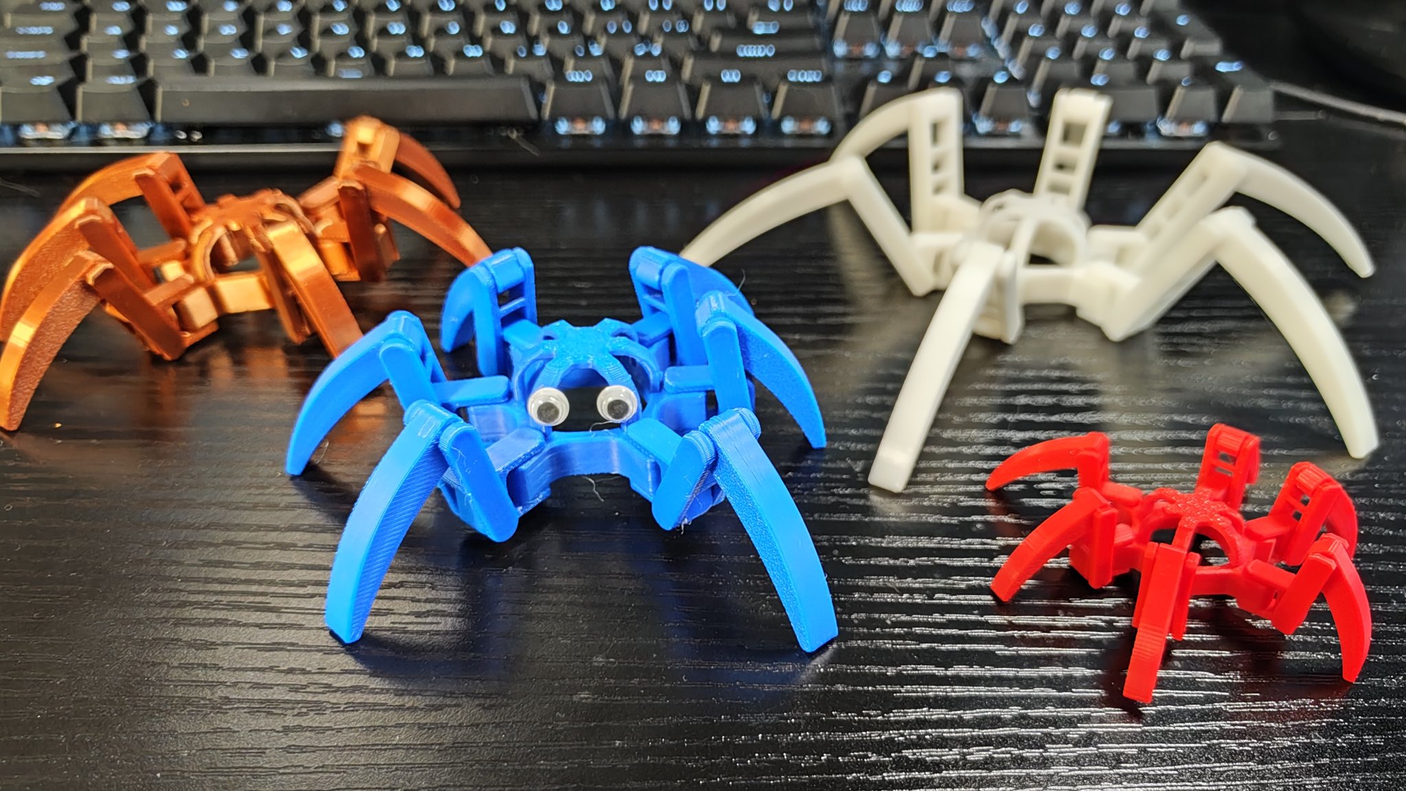 Mô hình hexapod mini sử dụng Arduino với thiết kế tỉ lệ chuẩn