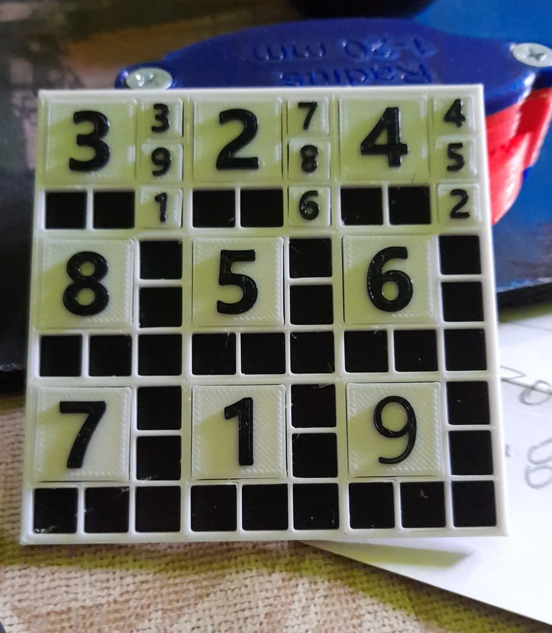 Công cụ hỗ trợ giải sudoku cho người chơi chuyên nghiệp