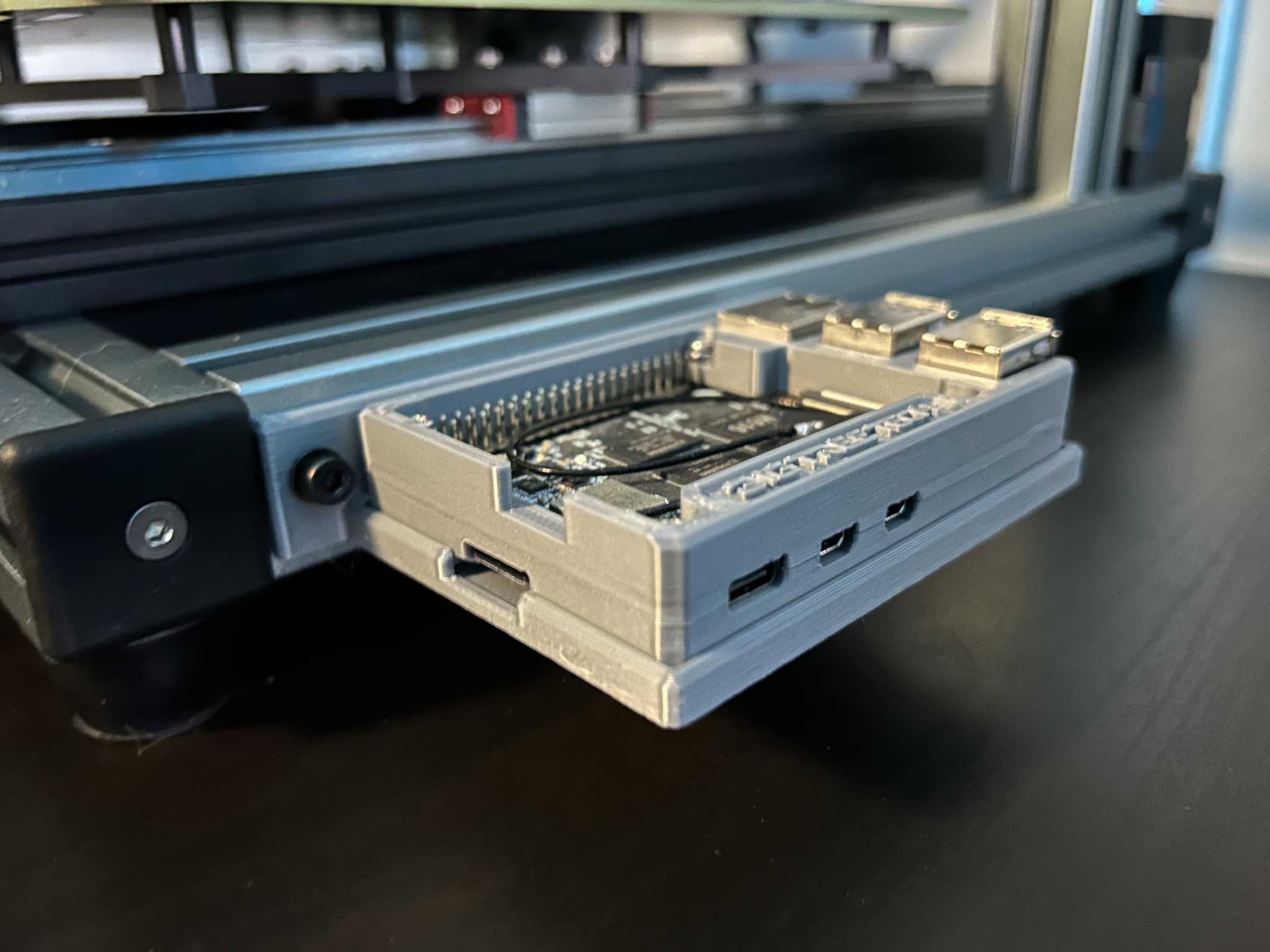 Giá đỡ cho vỏ BTT Pi4B adapter