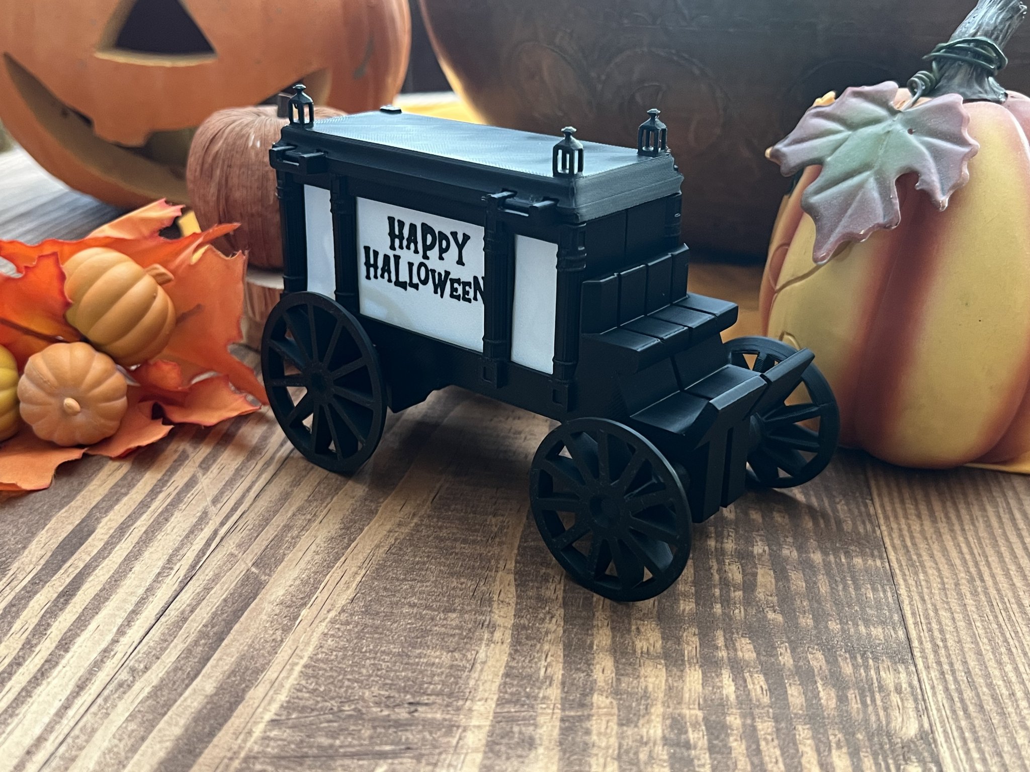 Xe tang ma ám in sẵn không cần hỗ trợ