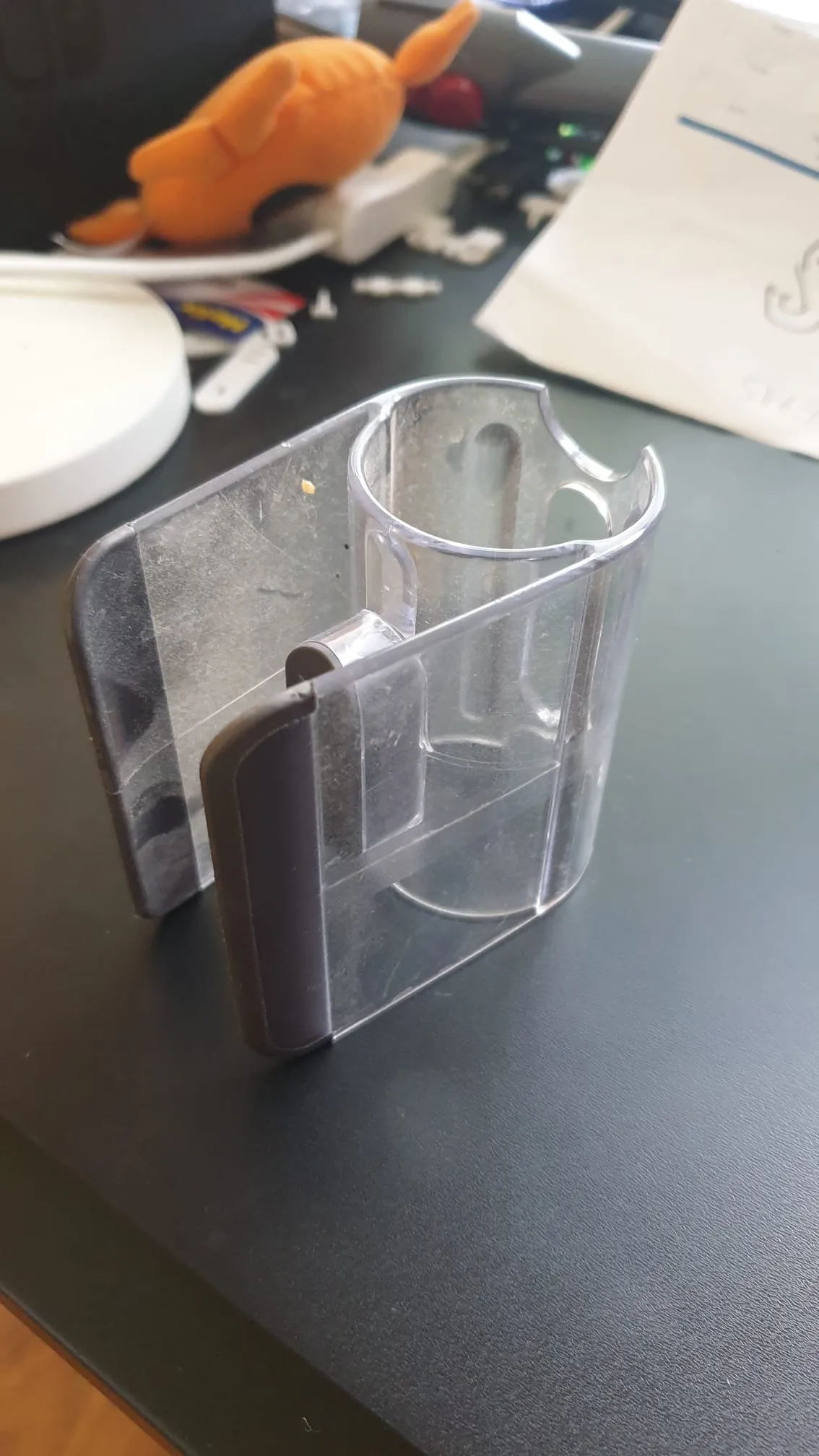 Thay thế kẹp tay cầm Dyson v15