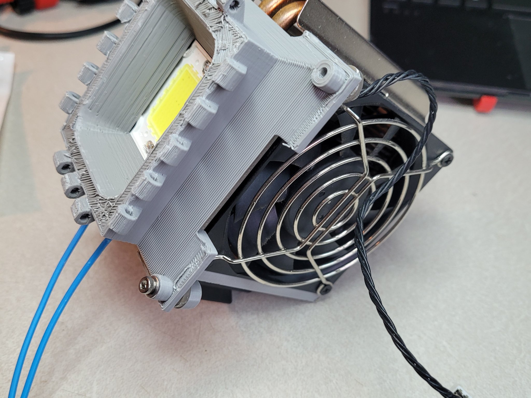 Bộ chuyển đổi LED 100W cho tản nhiệt CPU