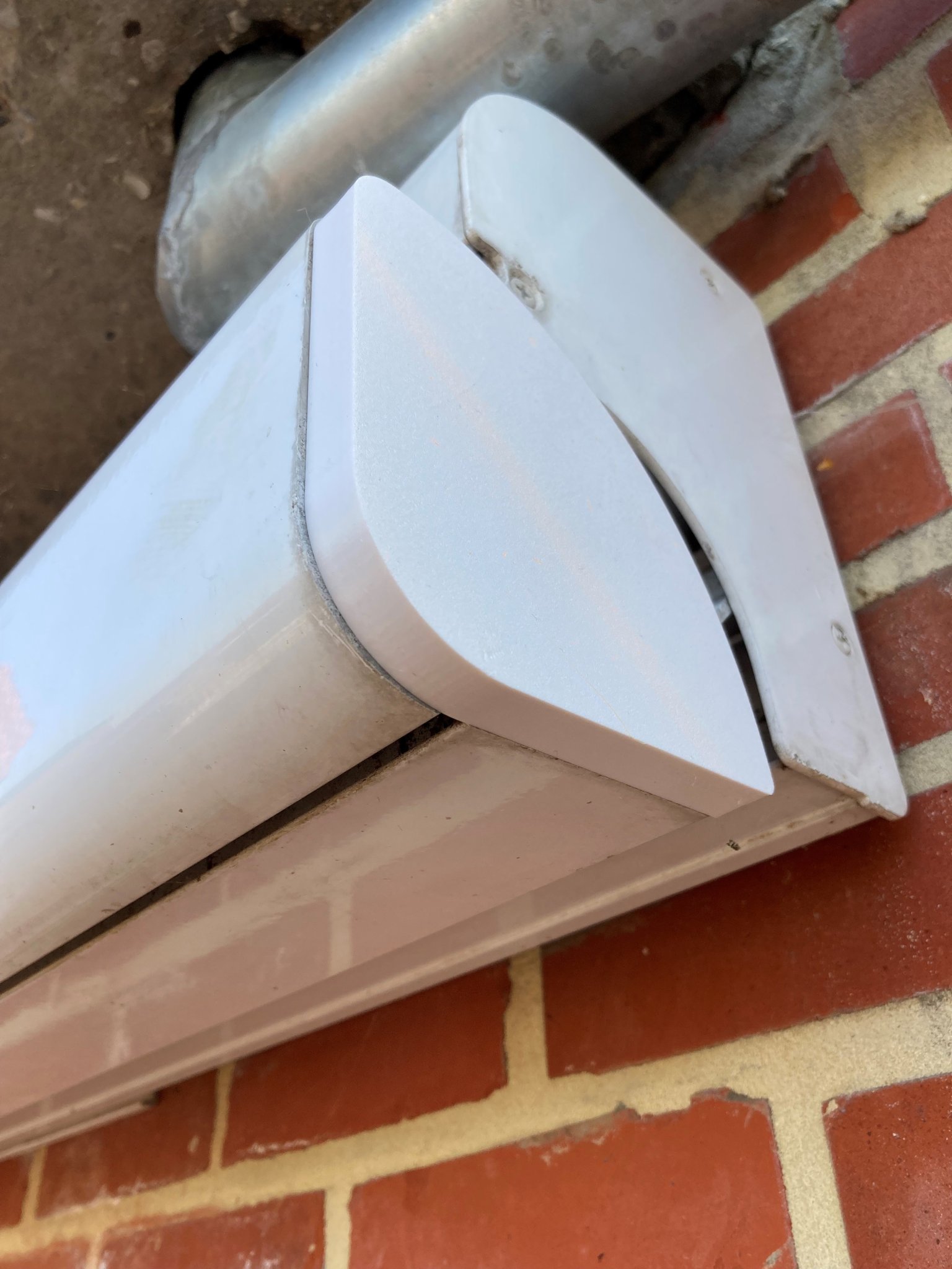 Nắp che thanh dẫn cho bạt Brustor B25 và Twinstor