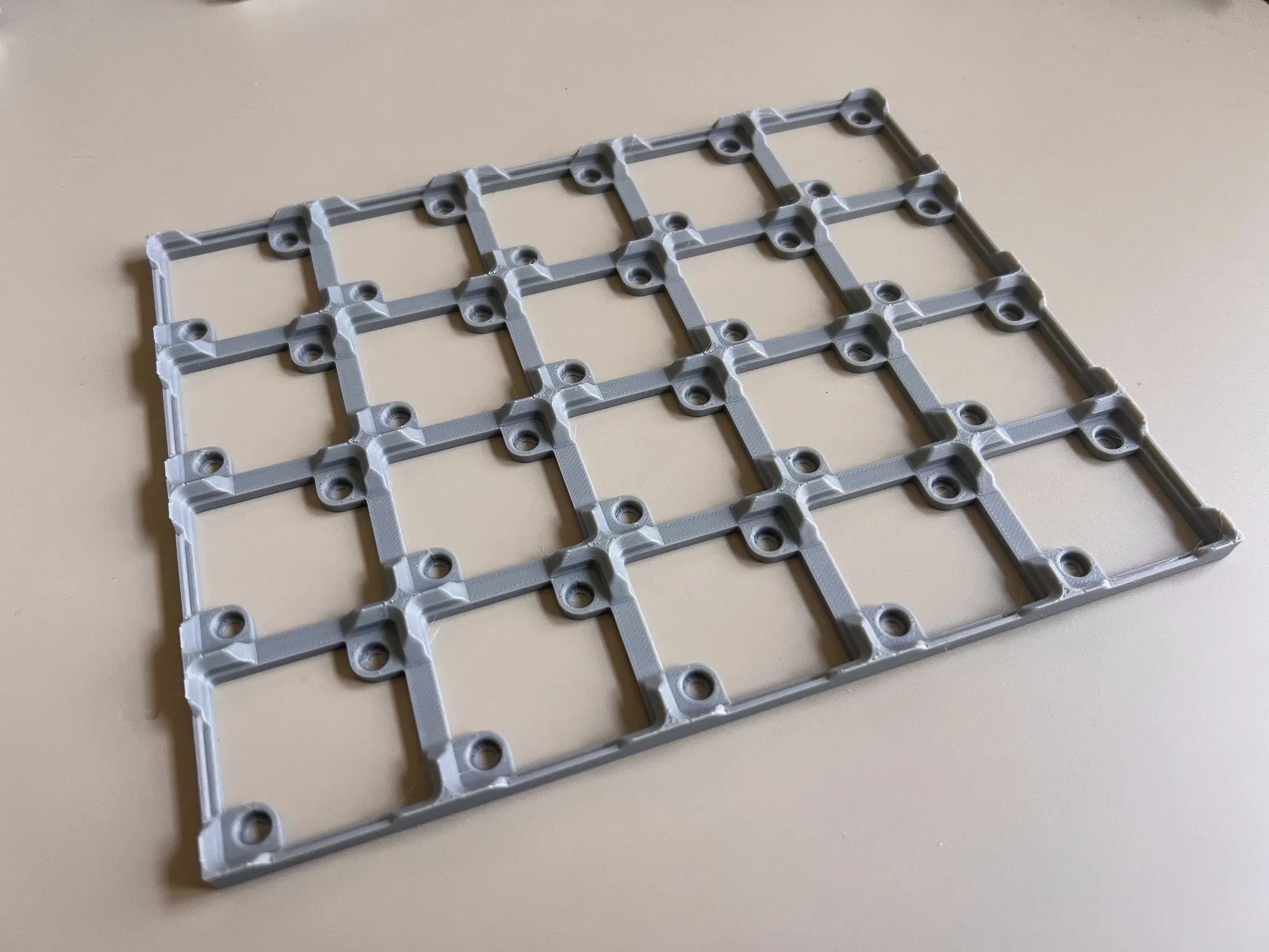 Cơ sở Gridfinity - Kết nối từ tính nhẹ và có thể điều chỉnh