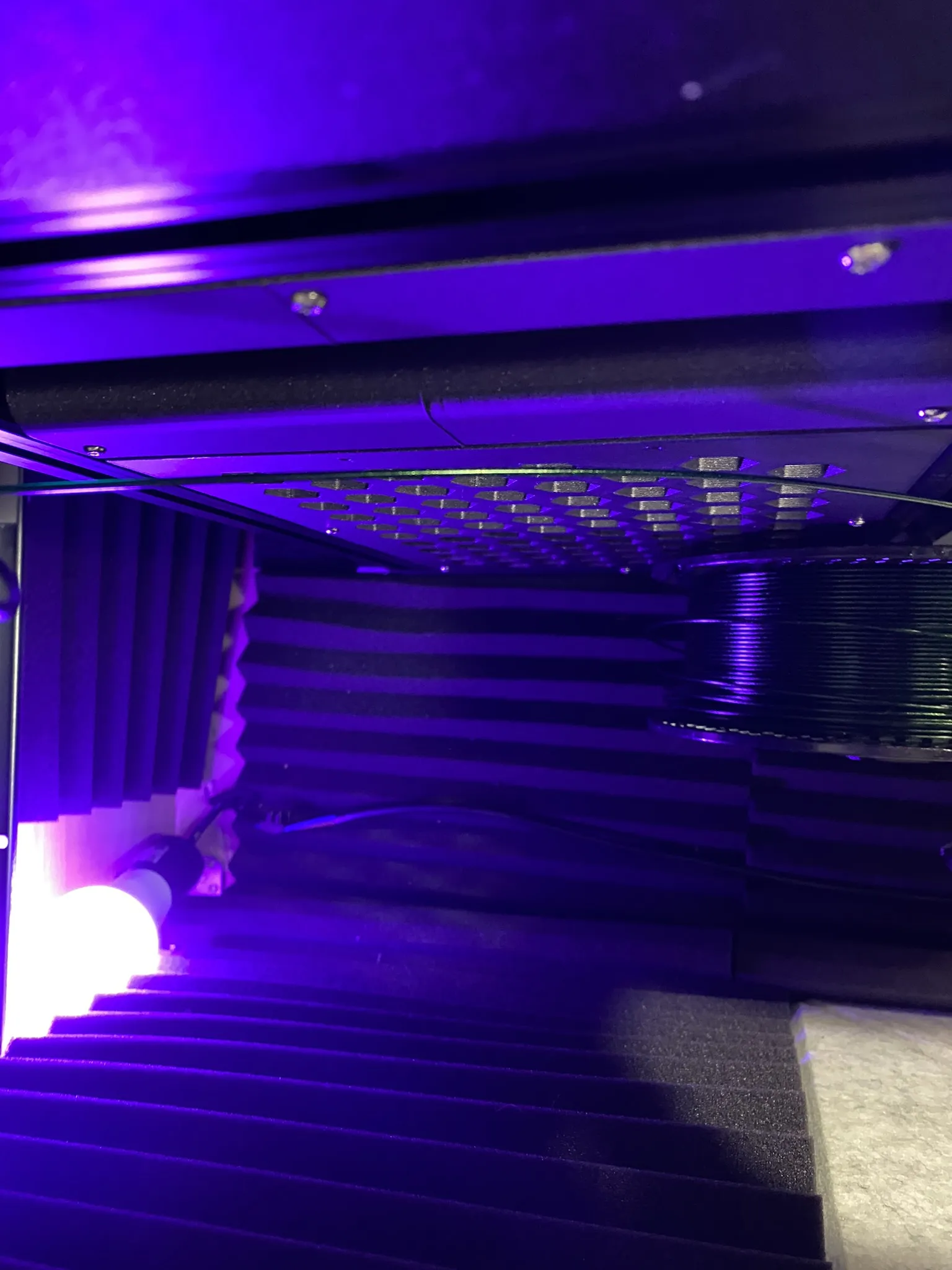 Bảng bên và tay cầm Prusa XL đang trong quá trình hoàn thiện