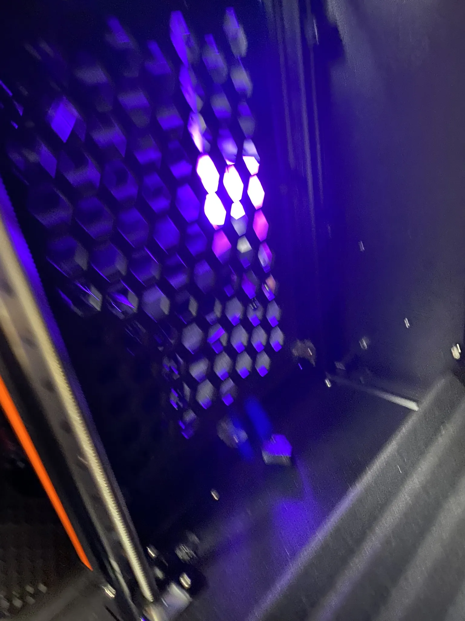 Bảng bên và tay cầm Prusa XL đang trong quá trình hoàn thiện