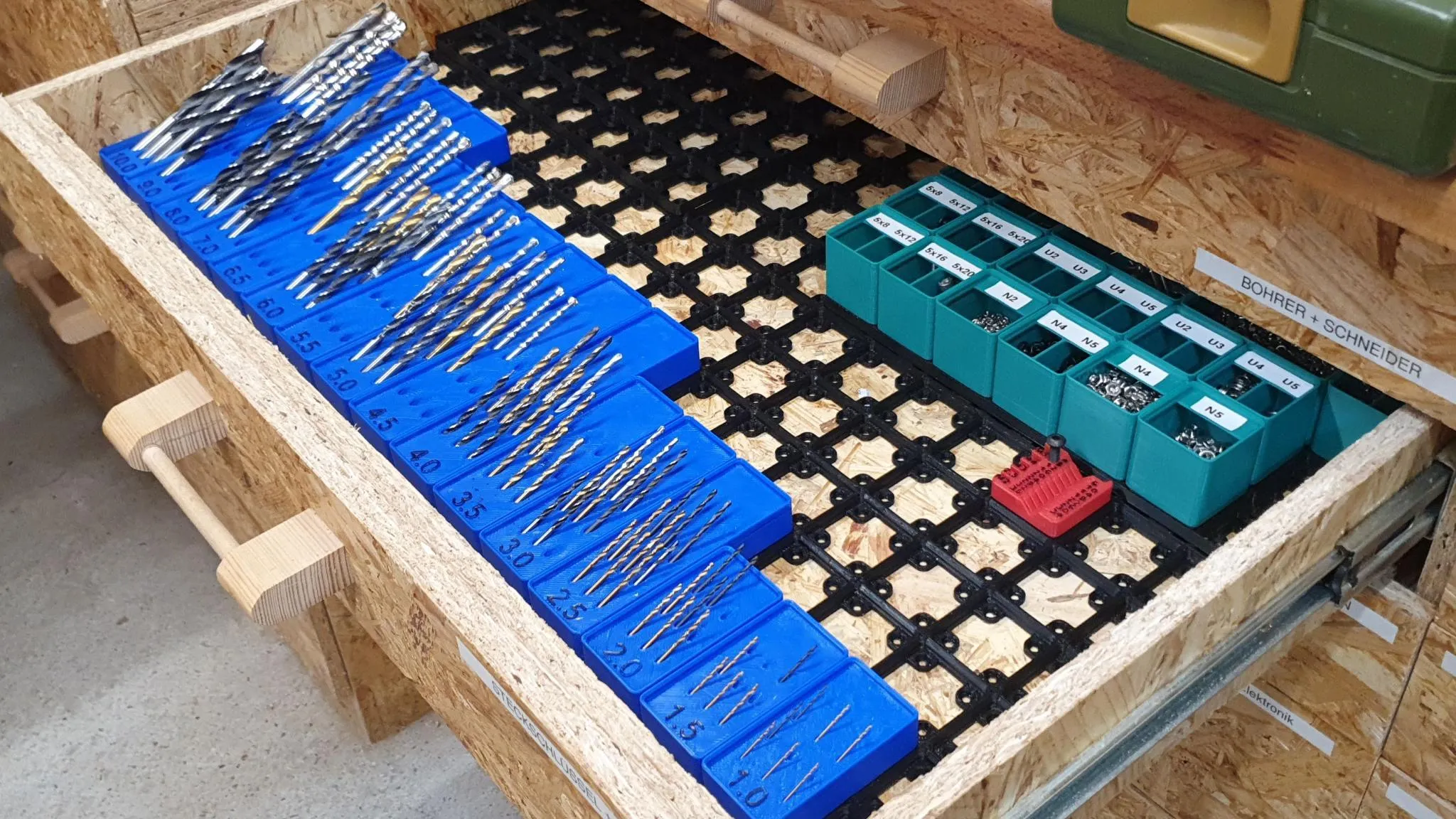 Giá đỡ mũi khoan Gridfinity, thiết kế thấp cho ngăn kéo