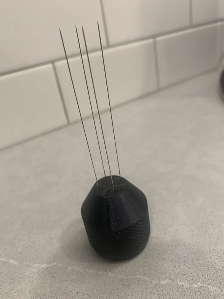 Công cụ phân phối espresso WDT với nắp có ren dễ sử dụng