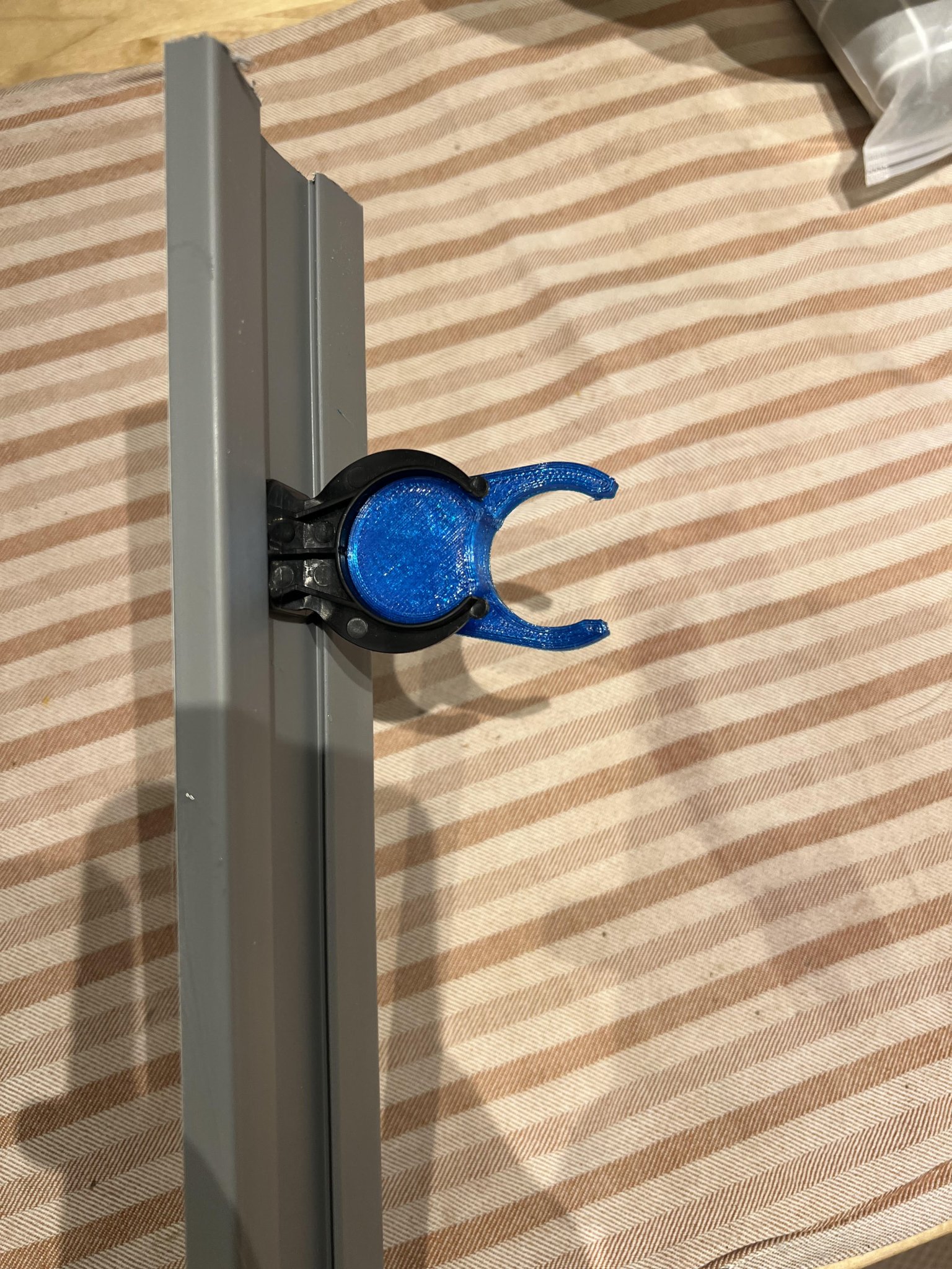 Mở rộng chân đế Ikea Metod 3cm cho bếp