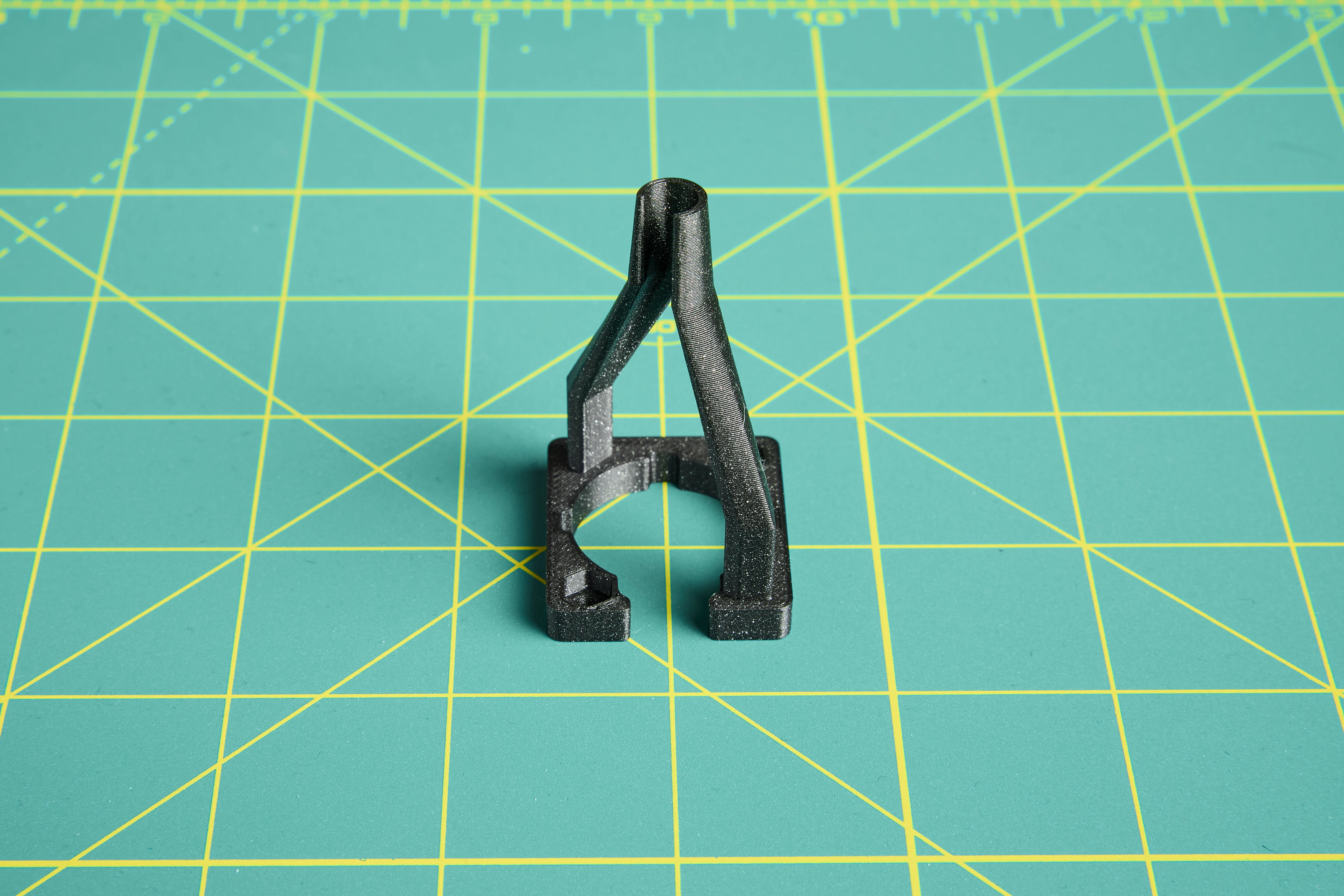 Giá đỡ cáp XLR loại D Neutrik cho tủ âm thanh