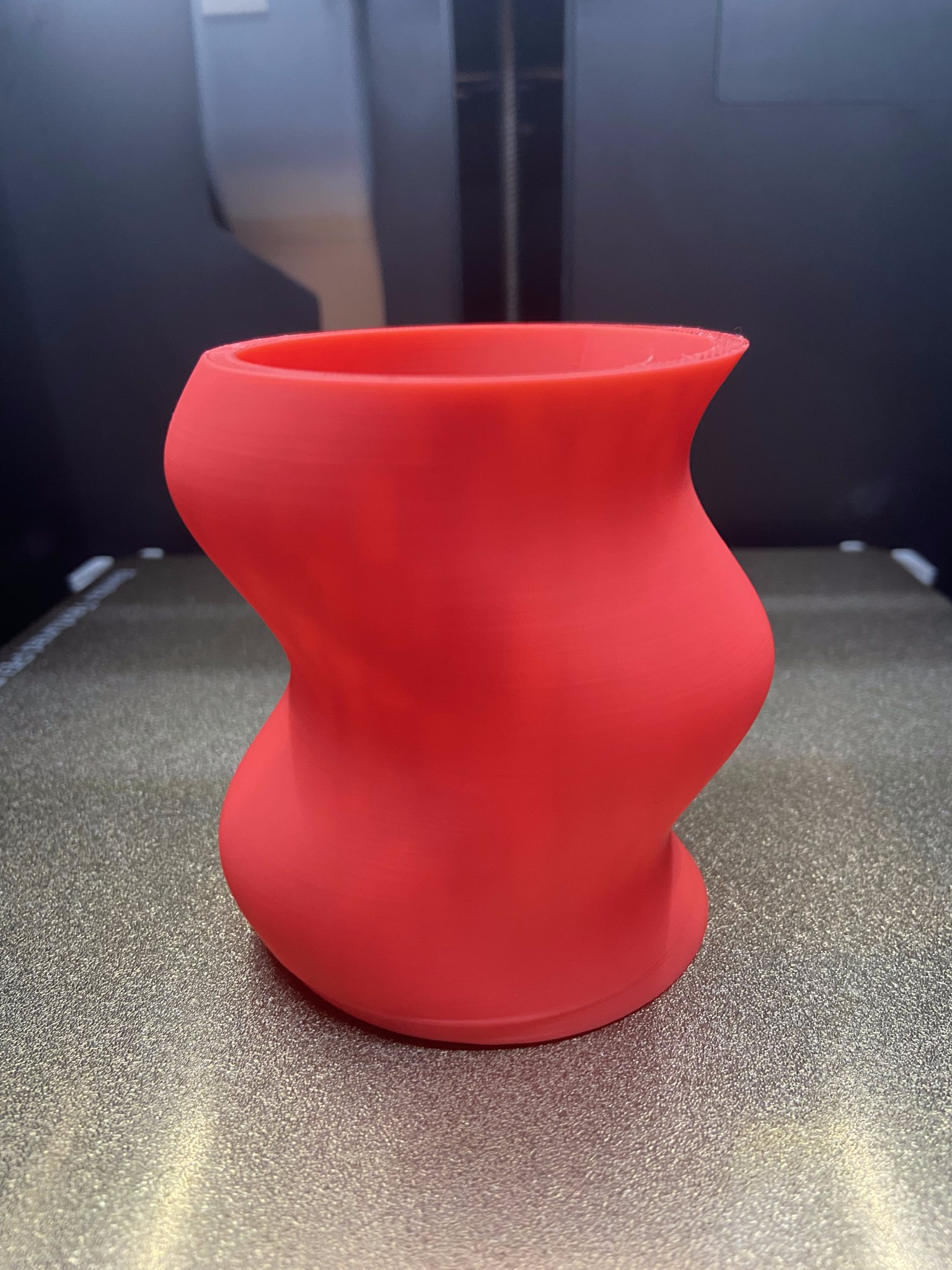 Bình hoa cong đa năng, giá đỡ bút và chậu cây