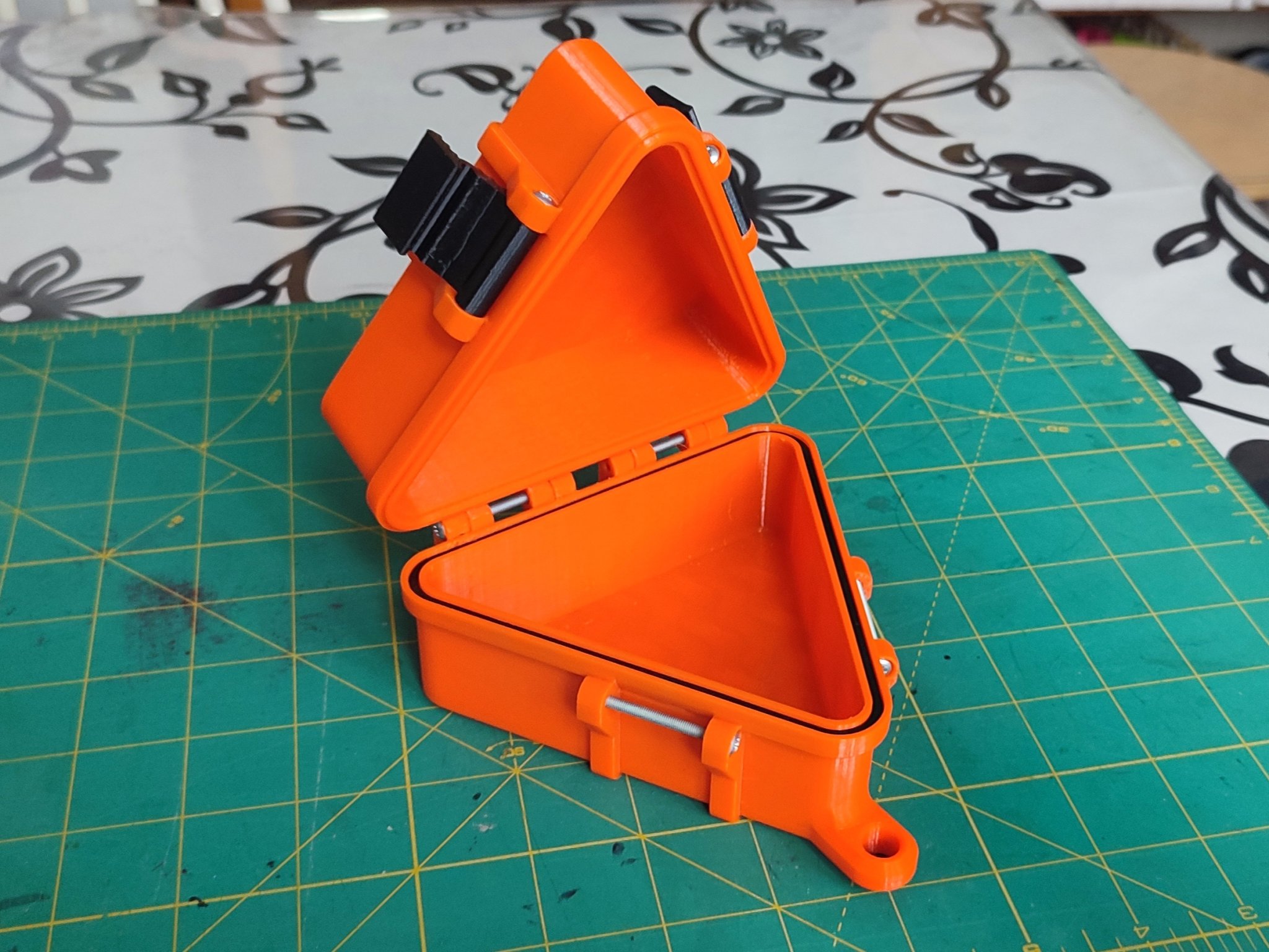 Hộp đựng onigiri chắc chắn cho món ăn vặt hoàn hảo