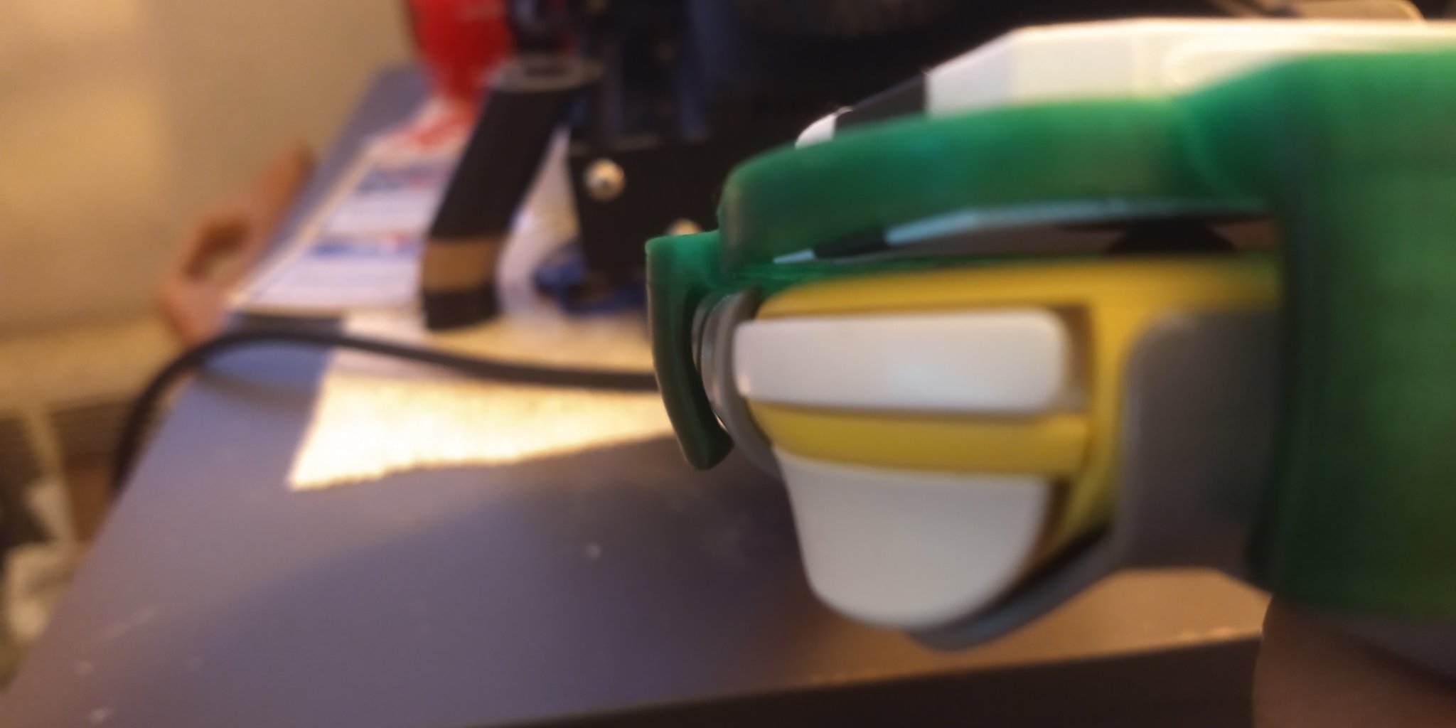 Bảo vệ màn hình và cần analog cho Switch Lite