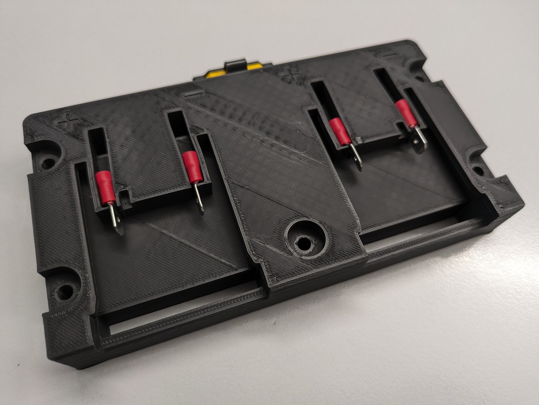 Bộ chuyển đổi pin Einhell 18V sang 36V cho dự án DIY