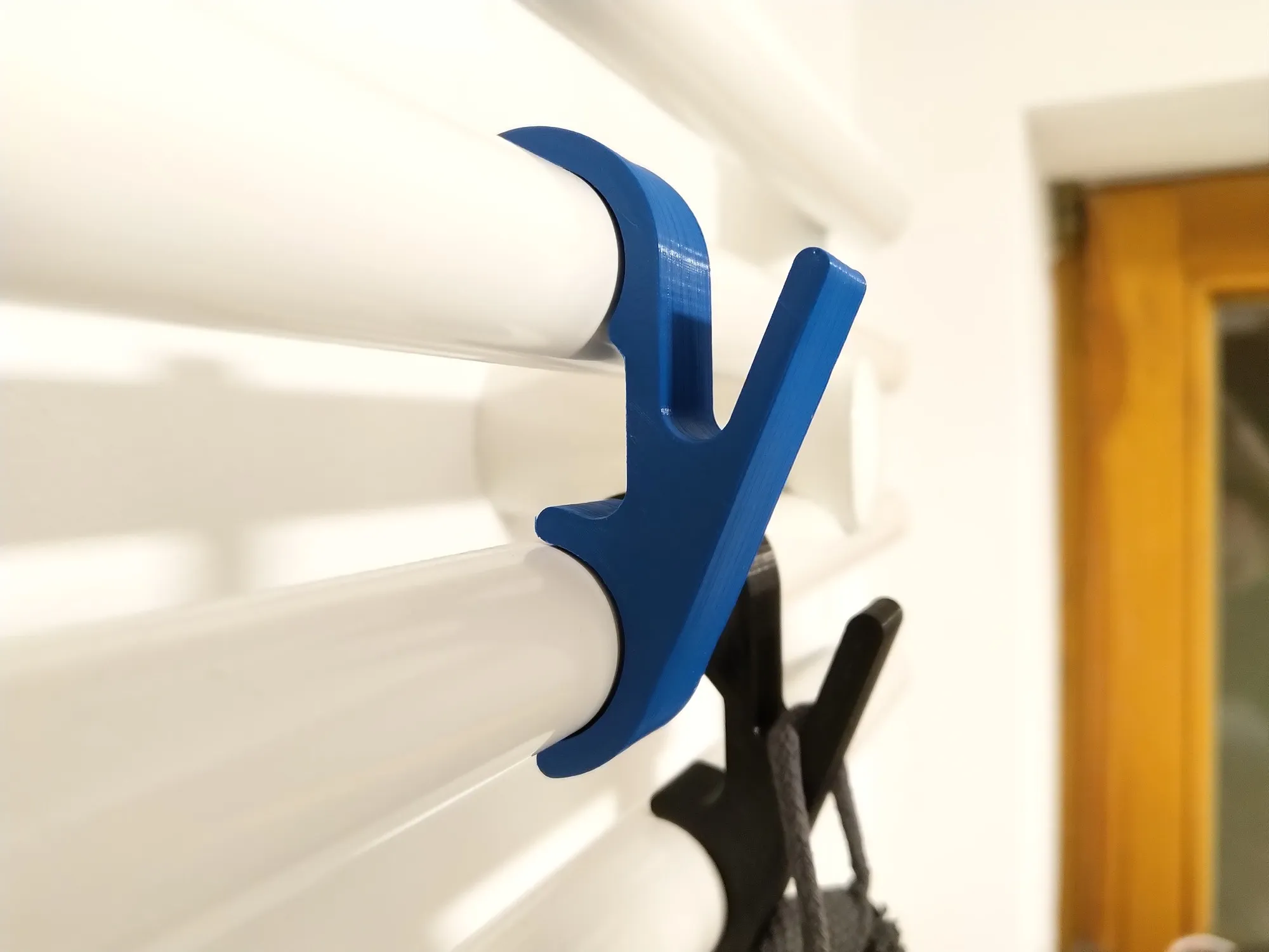 Móc treo khăn tắm cho bộ tản nhiệt trong phòng tắm