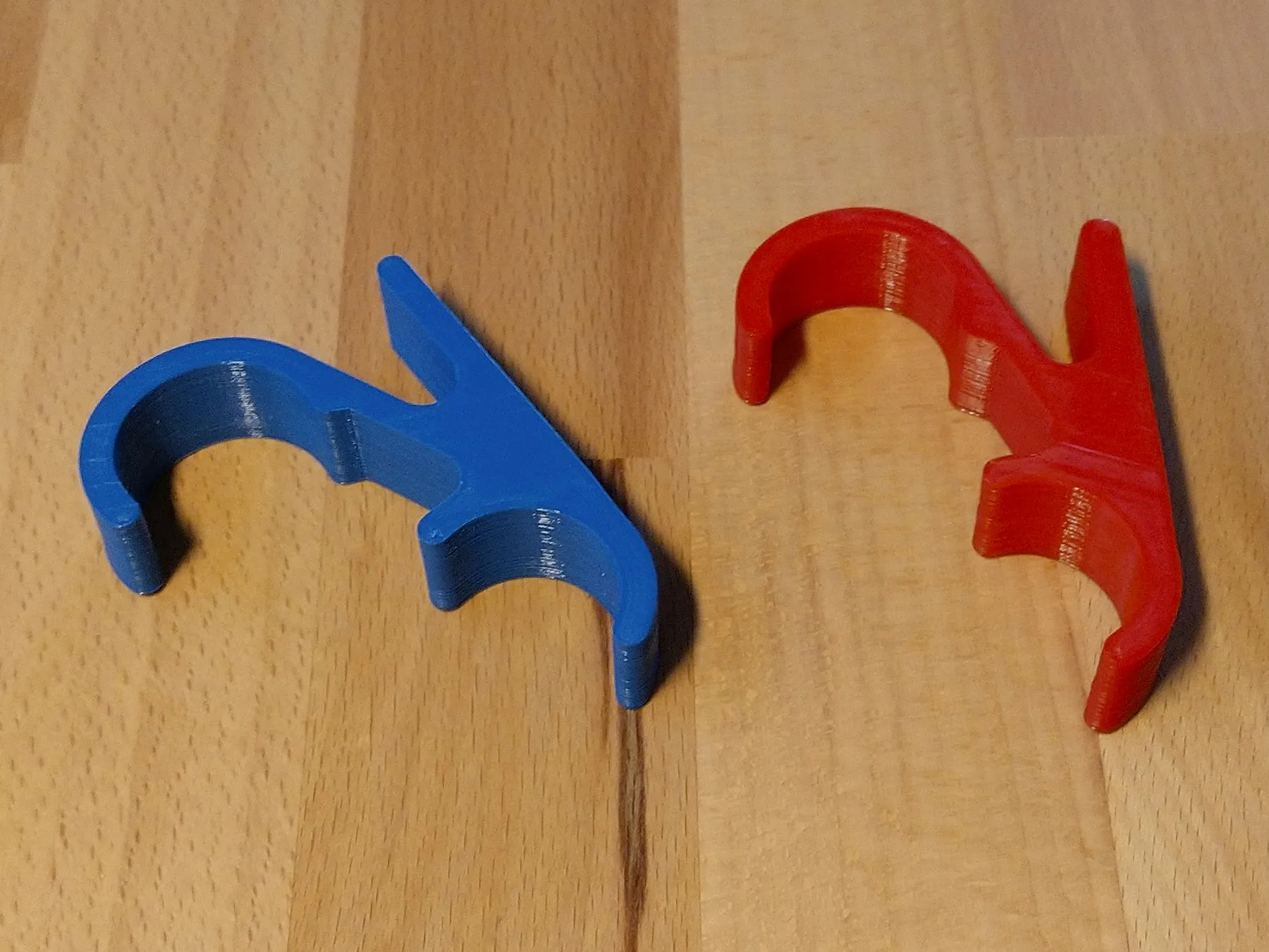 Móc treo khăn tắm cho bộ tản nhiệt trong phòng tắm