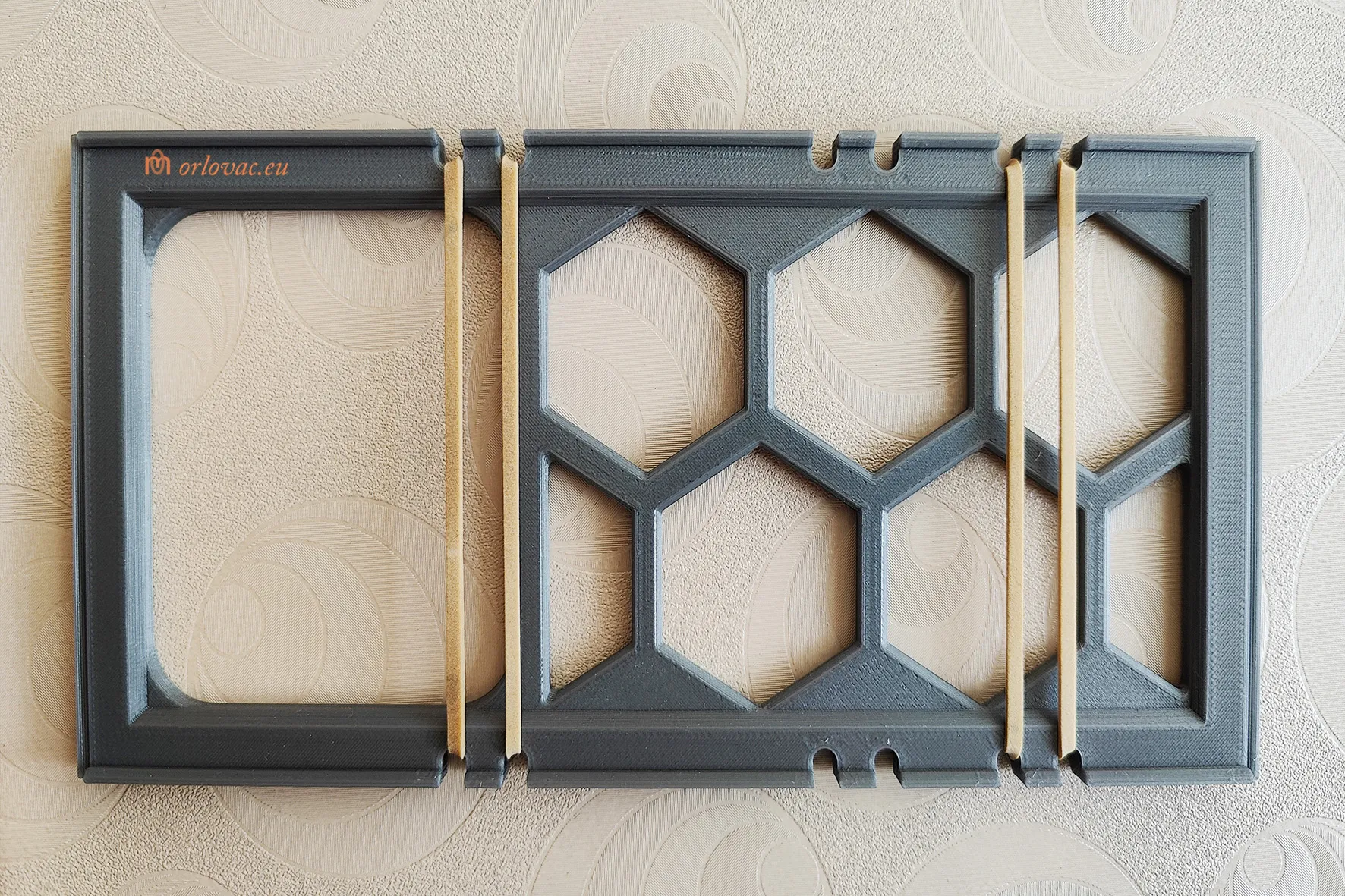 Giá đỡ giúp thay lốp xe với gương và điện thoại di động