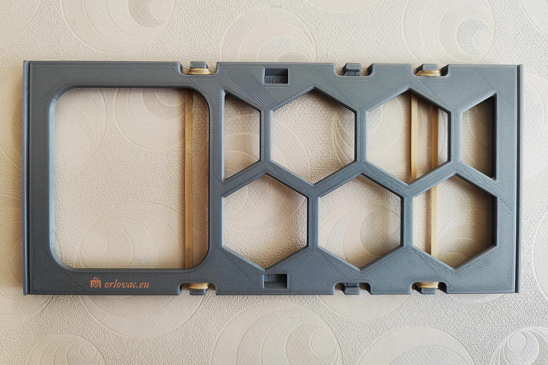 Giá đỡ giúp thay lốp xe với gương và điện thoại di động