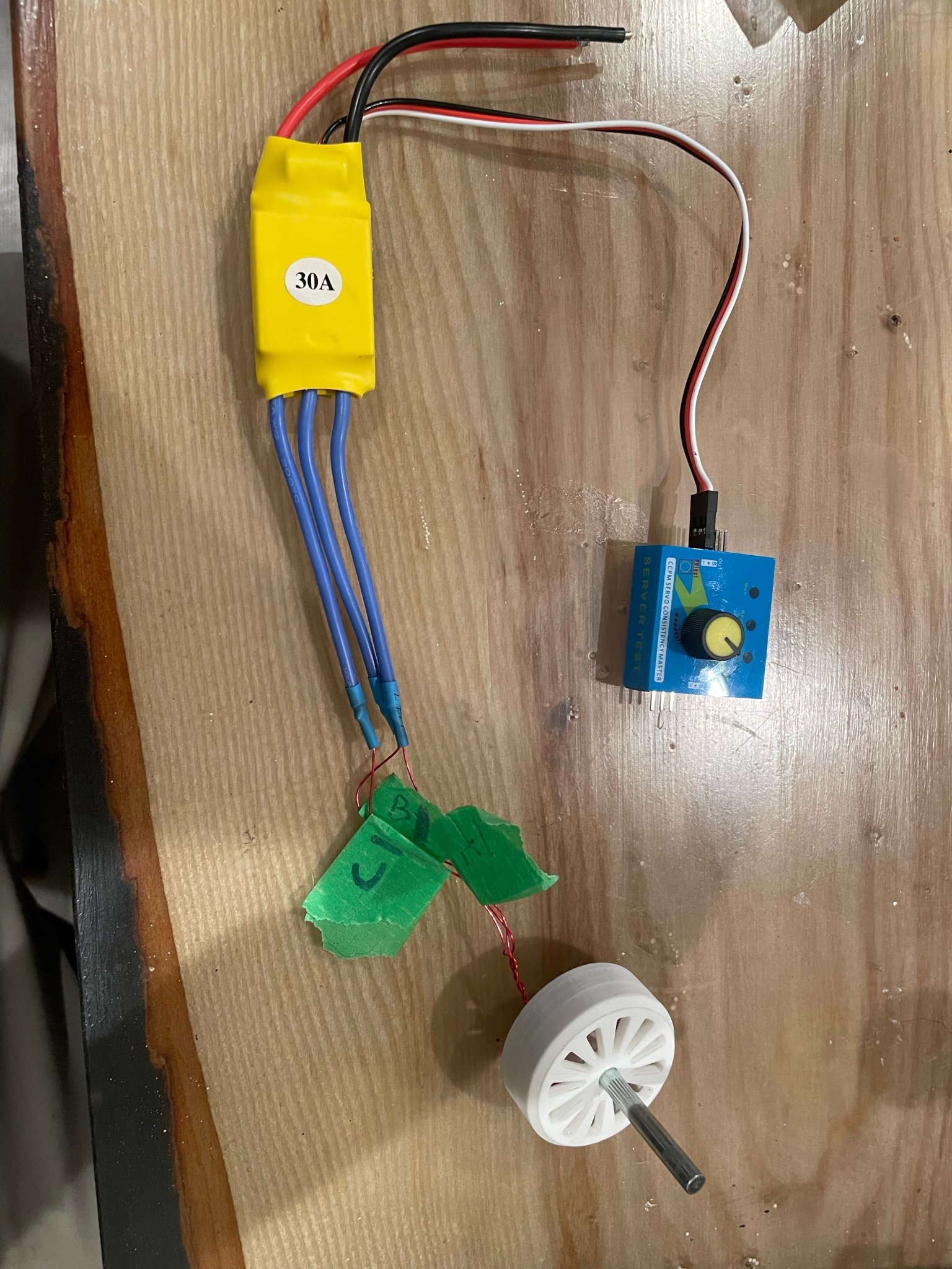 Động cơ BLDC không chổi than cấu trúc Outrunner 9 khe 12 cực