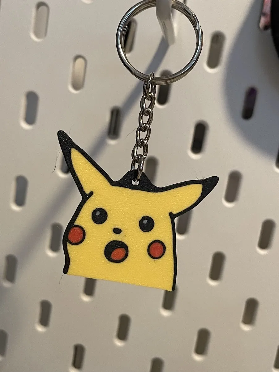 Móc khóa và nam châm Pikachu ngạc nhiên