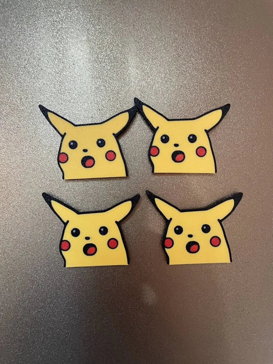 Móc khóa và nam châm Pikachu ngạc nhiên