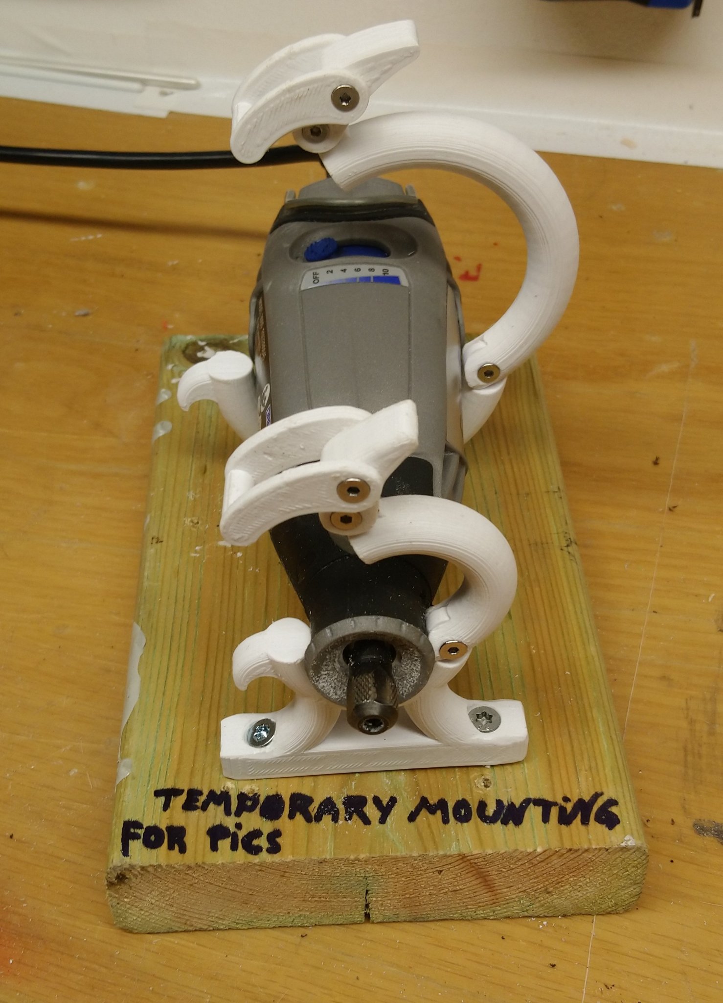 Giá đỡ Dremel MK2 cho máy Dremel 3000 và 4000