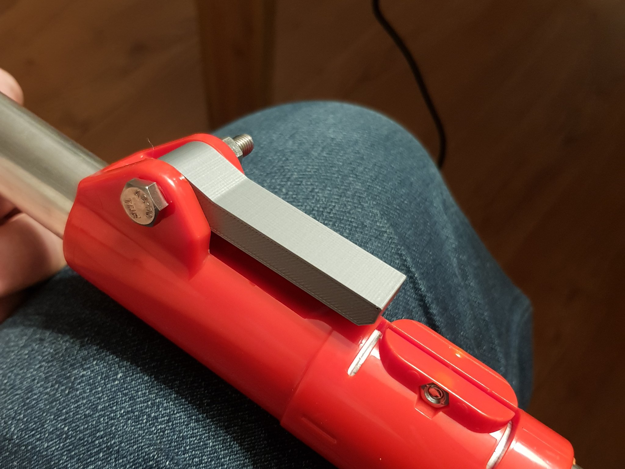 Cần gạt cho máy quét xe Schou 6866RS - gạt kính telescopic