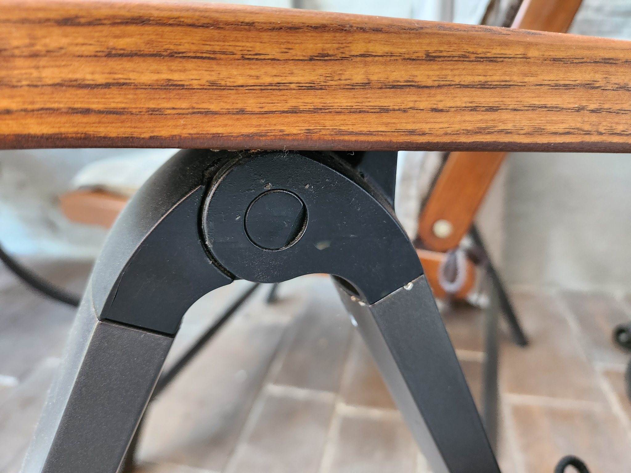 Khớp thay thế cho ghế vườn