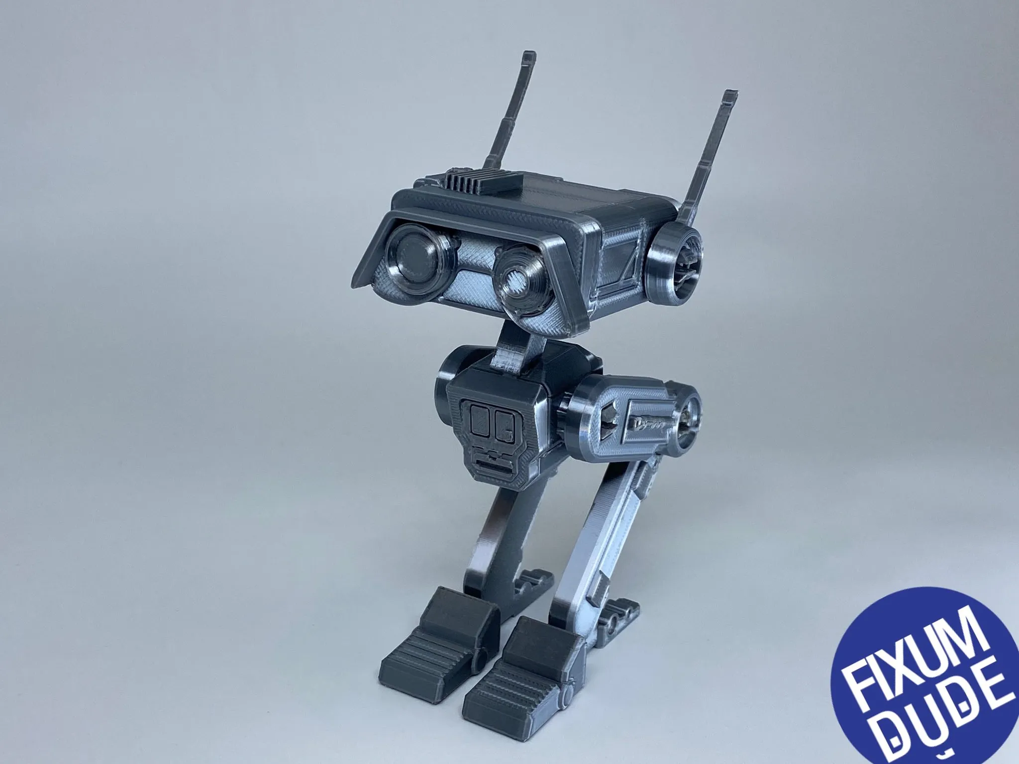 Mô hình droid BD-1 trong Star Wars phiên bản cải tiến 1.0