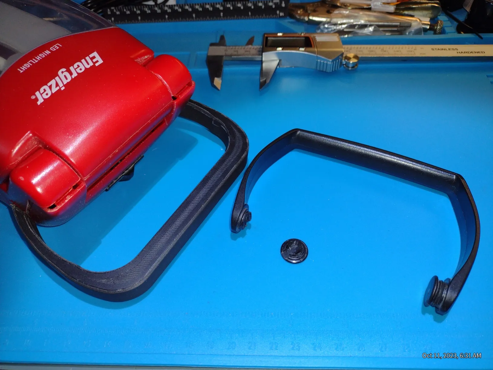 Tay cầm thay thế cho đèn pin Energizer có đèn ngủ