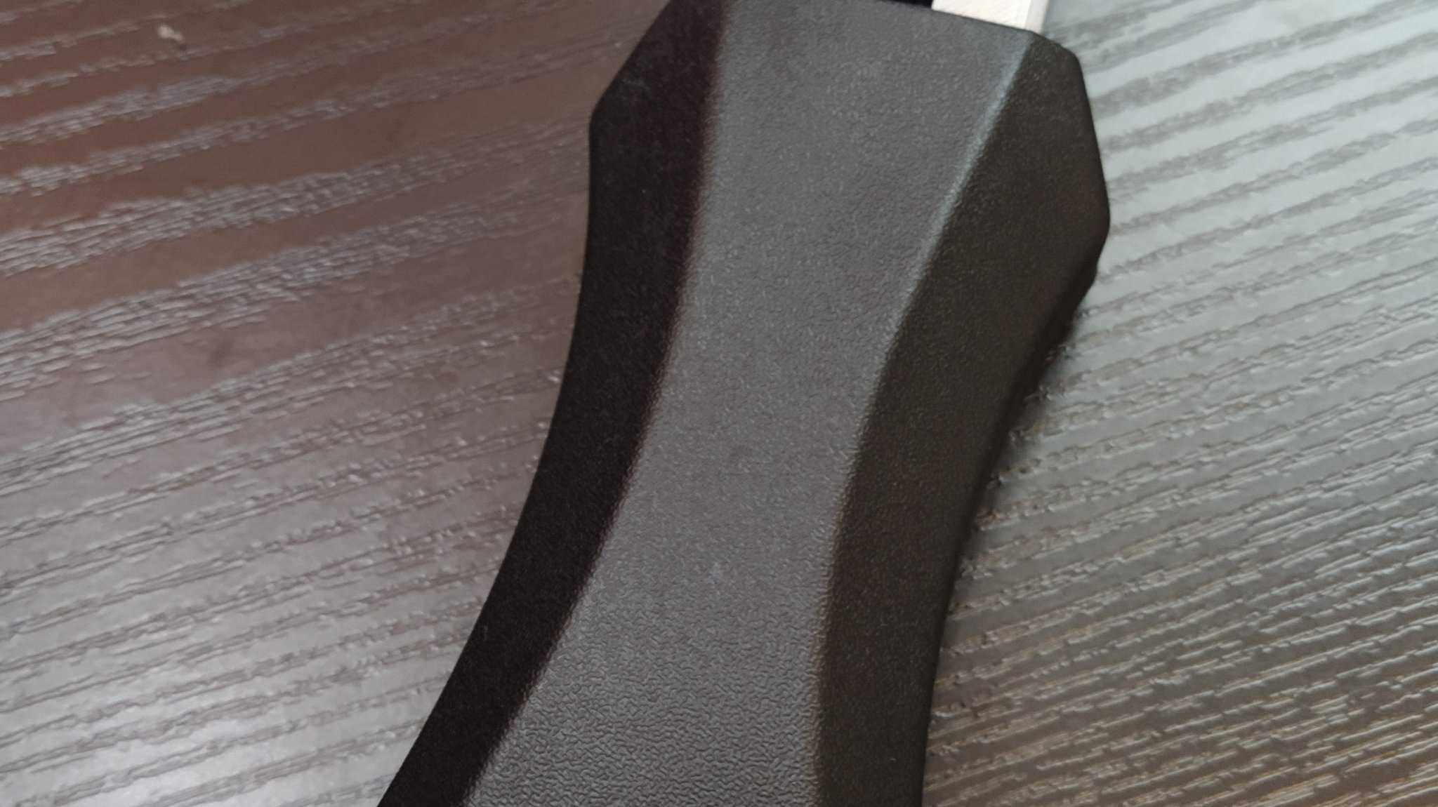 Giá đỡ đầu ghế văn phòng tùy chỉnh cho người cao 1.90m