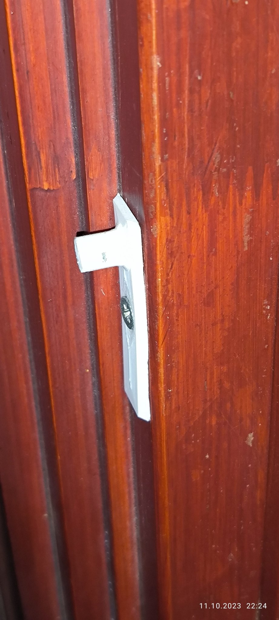 Yếu tố cần thiết để đóng cửa sổ bị lệch theo thời gian