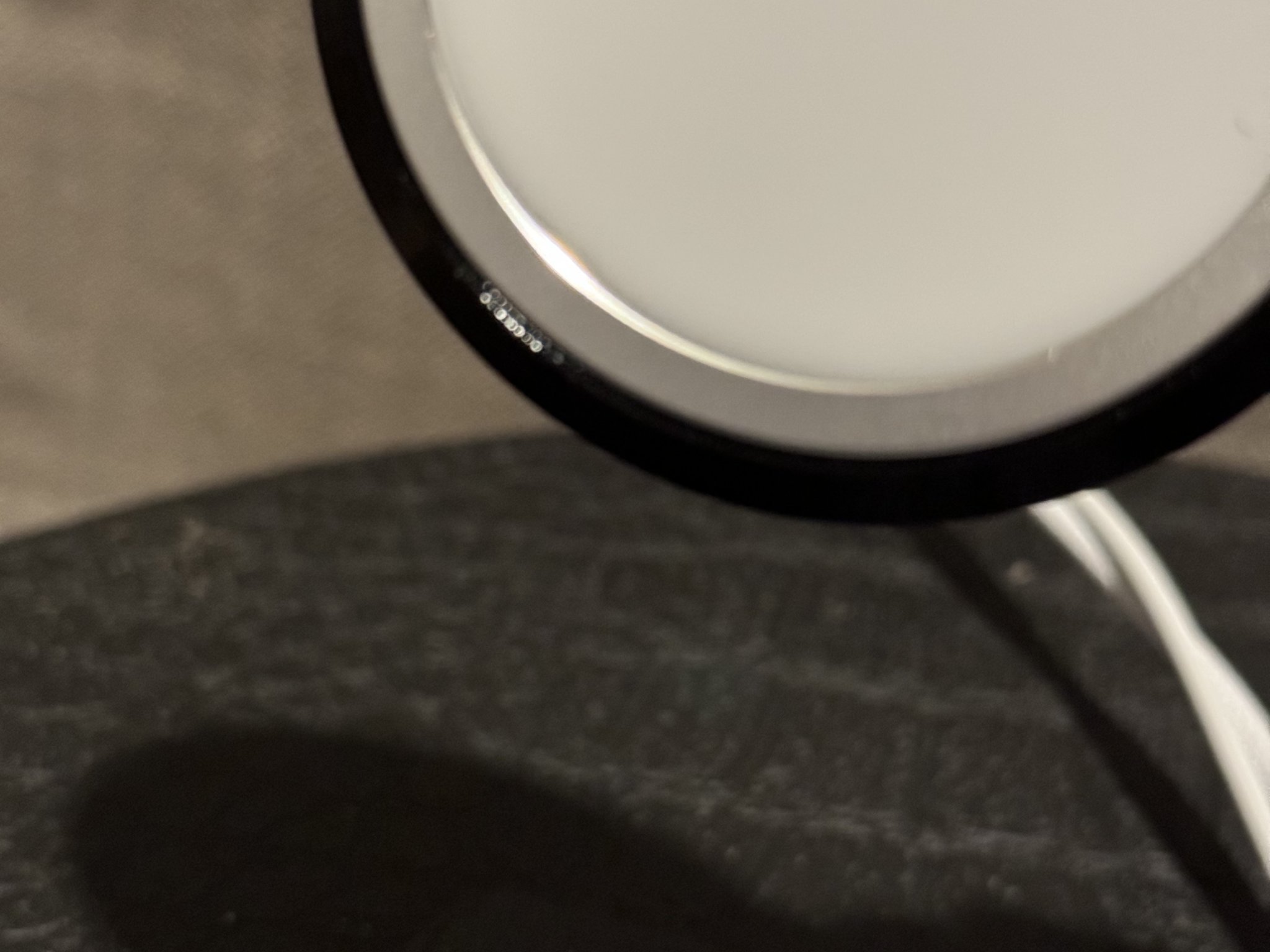 Đế sạc Apple Watch với ốp iPhone MagSafe 2