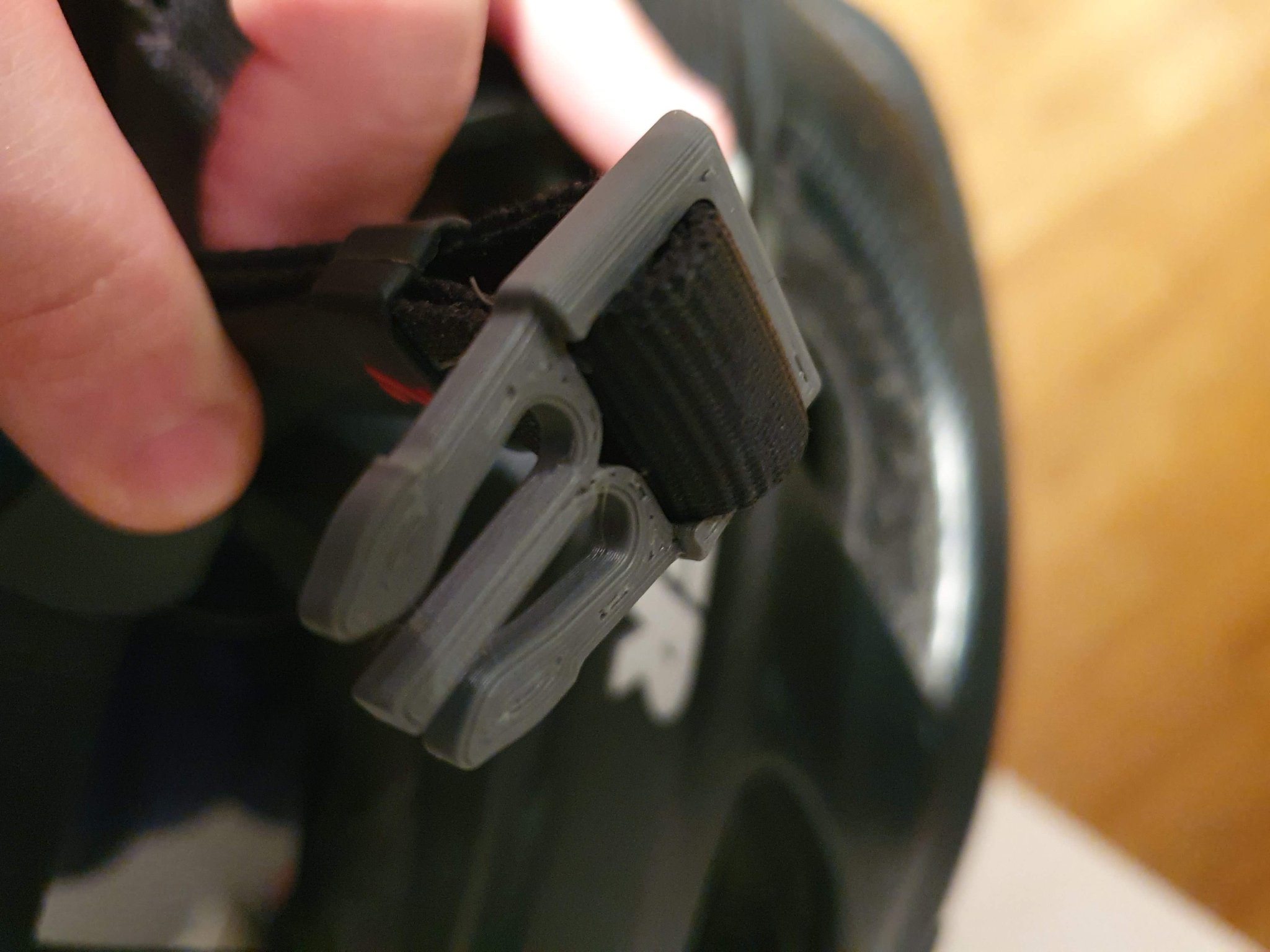 Khóa mũ bảo hiểm xe đạp Fazer thay thế dễ in ấn