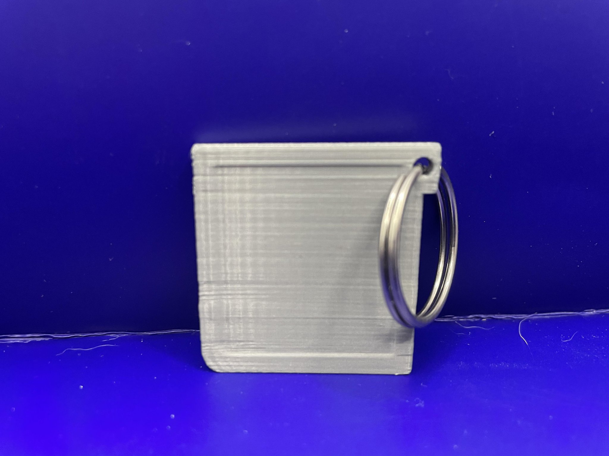 Móc khóa cartridge 3DS thiết kế trong Blender