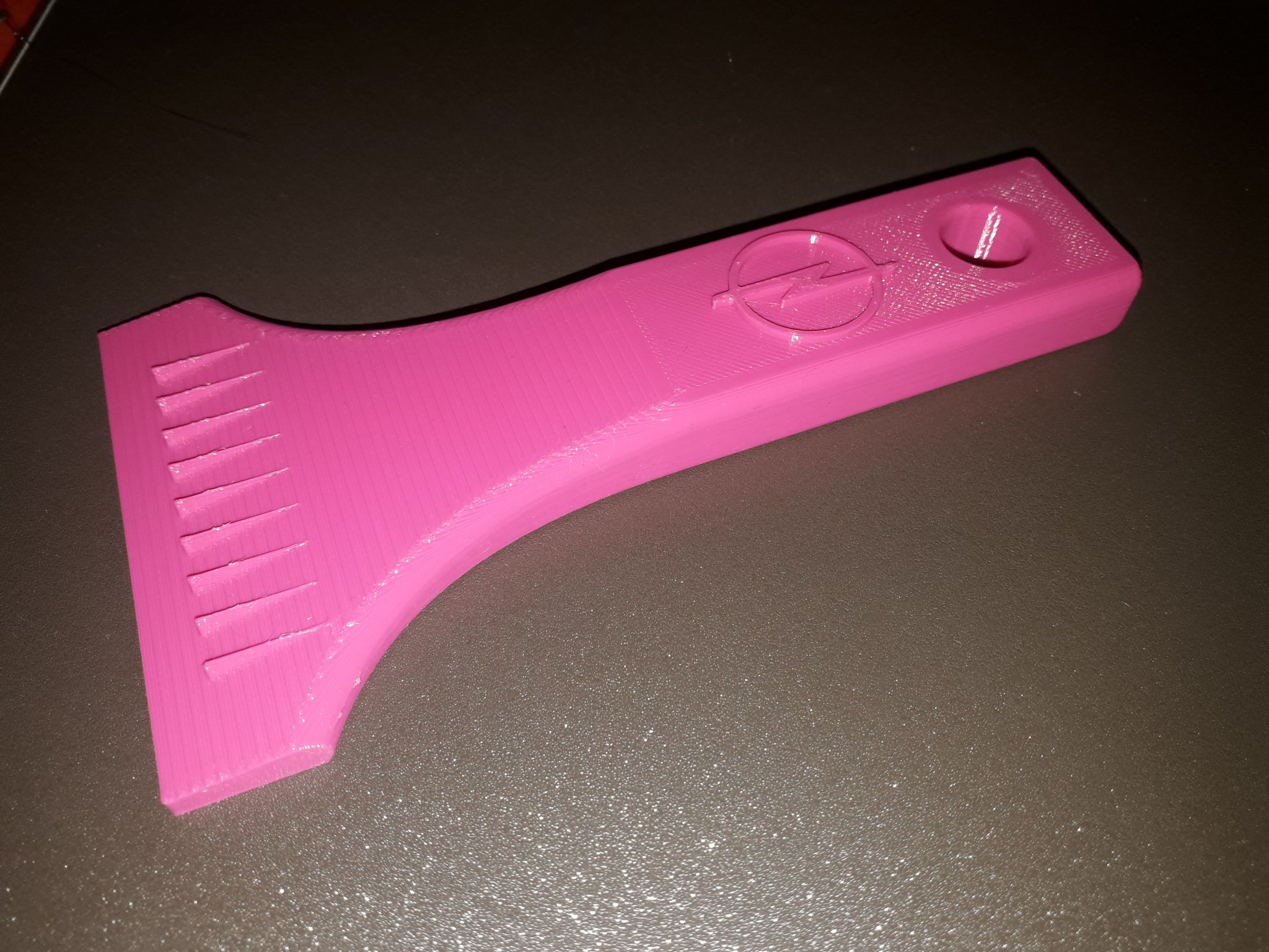 Công cụ cào tuyết cho xe Opel Corsa màu hồng