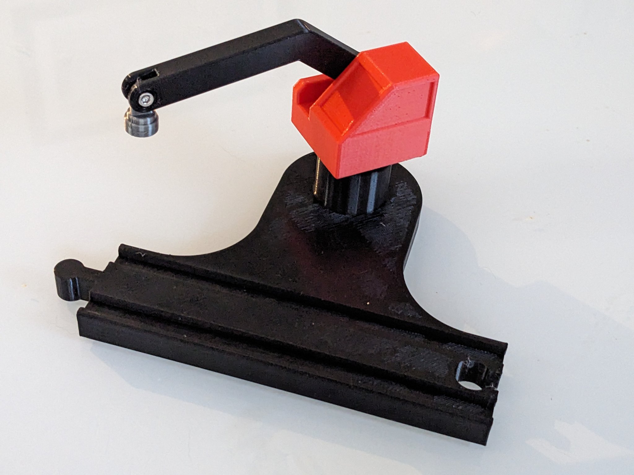 Cần cẩu nhỏ cho tàu gỗ Brio và Ikea