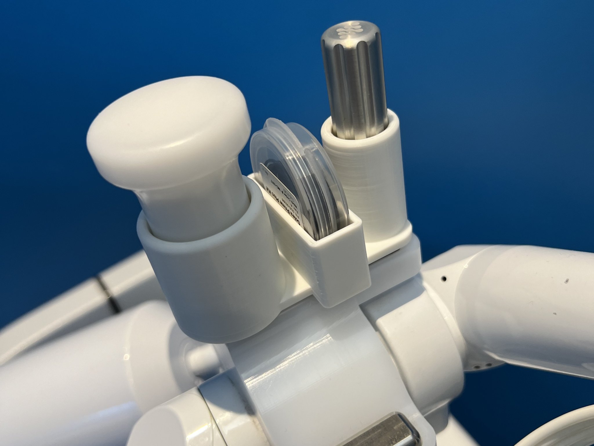 Nắp bảo vệ laser nha khoa Solea với giá đỡ và gương xoay