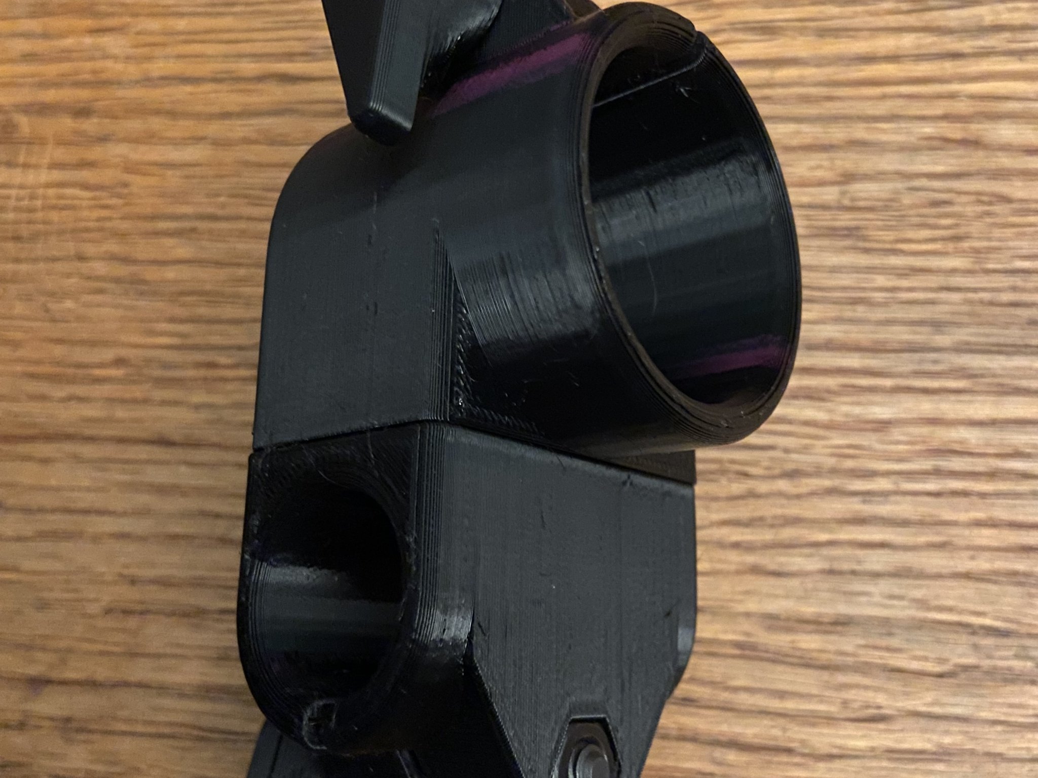 Giá đỡ trống điện tử Alesis chắc chắn và an toàn