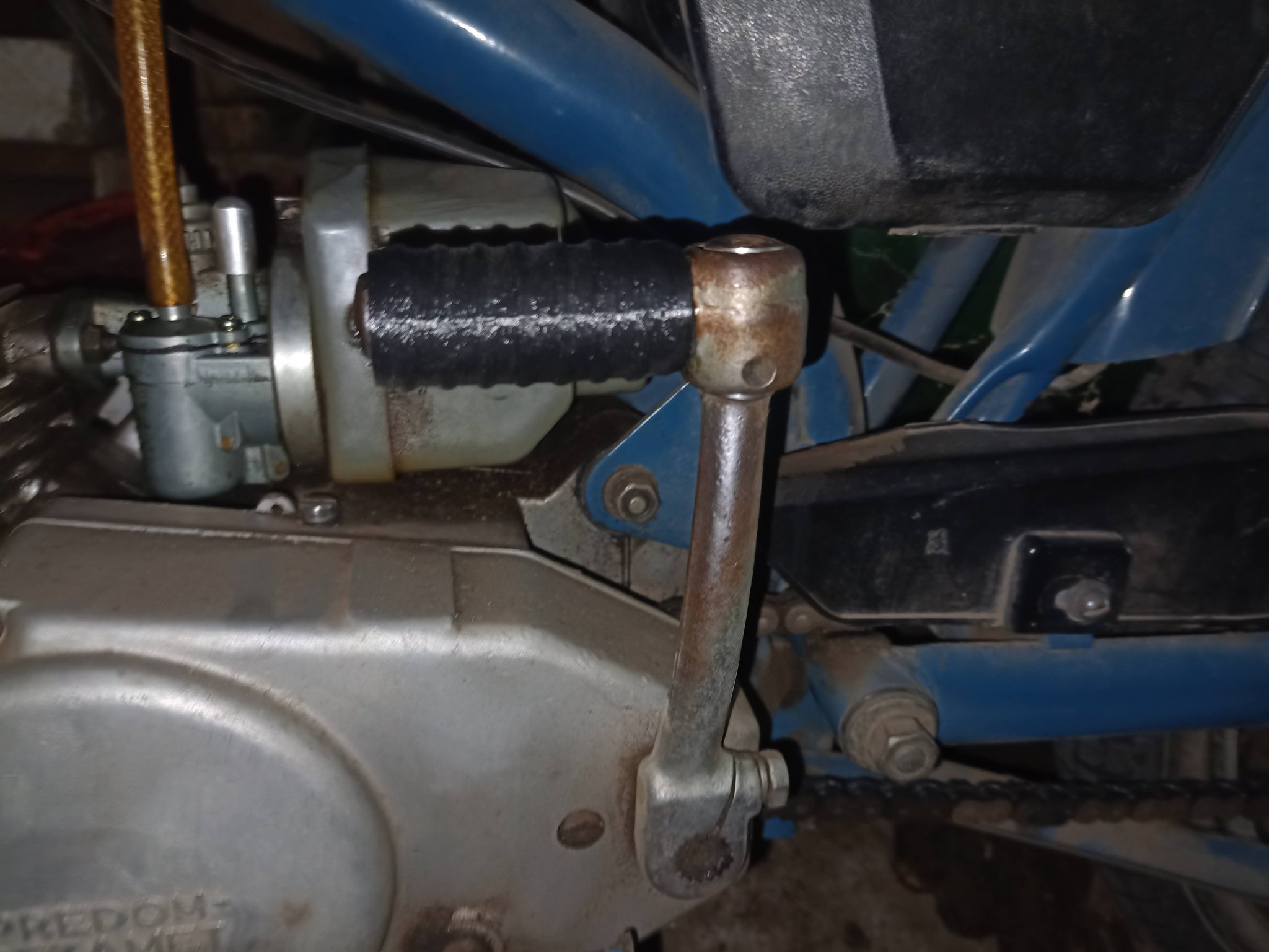 Guma kopnika cho xe Romet Ogar 205 bằng TPU