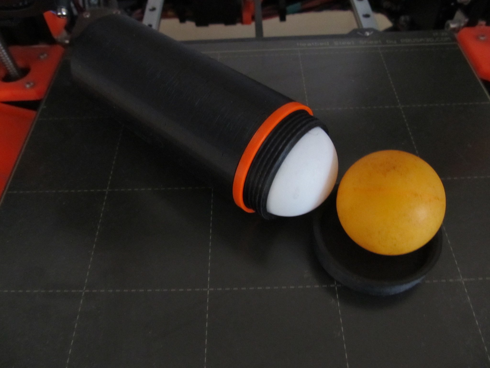 Hộp đựng bóng bàn 3 ngăn - Ping Pong