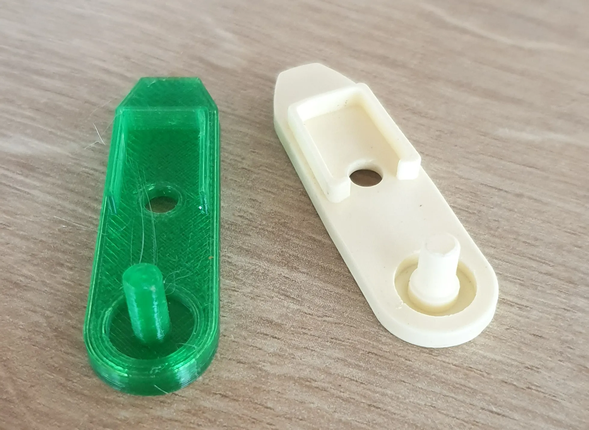 Nắp cuối cho rèm ngày và đêm