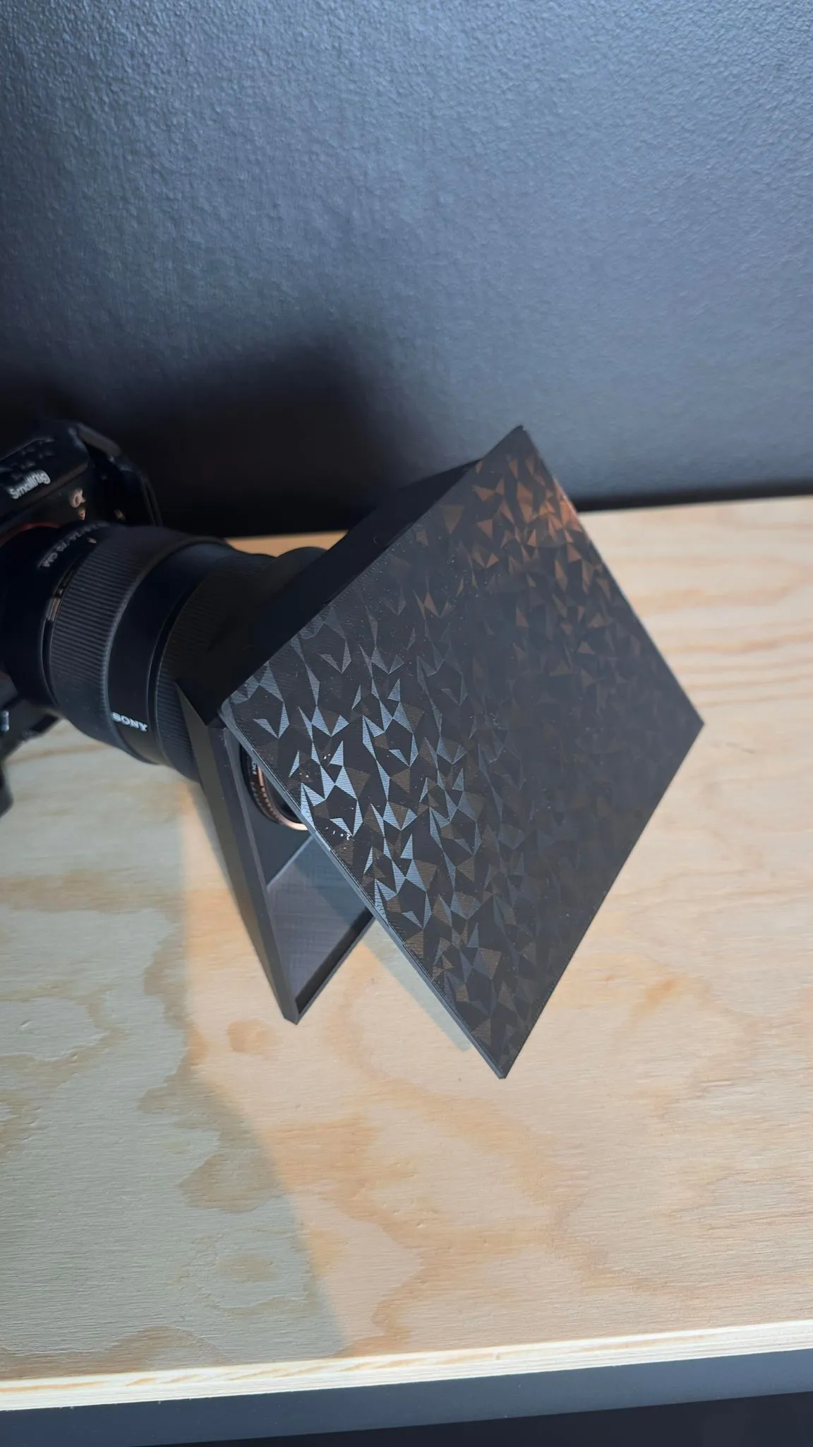 Giá đỡ mattbox cho camera với thiết kế tùy chỉnh