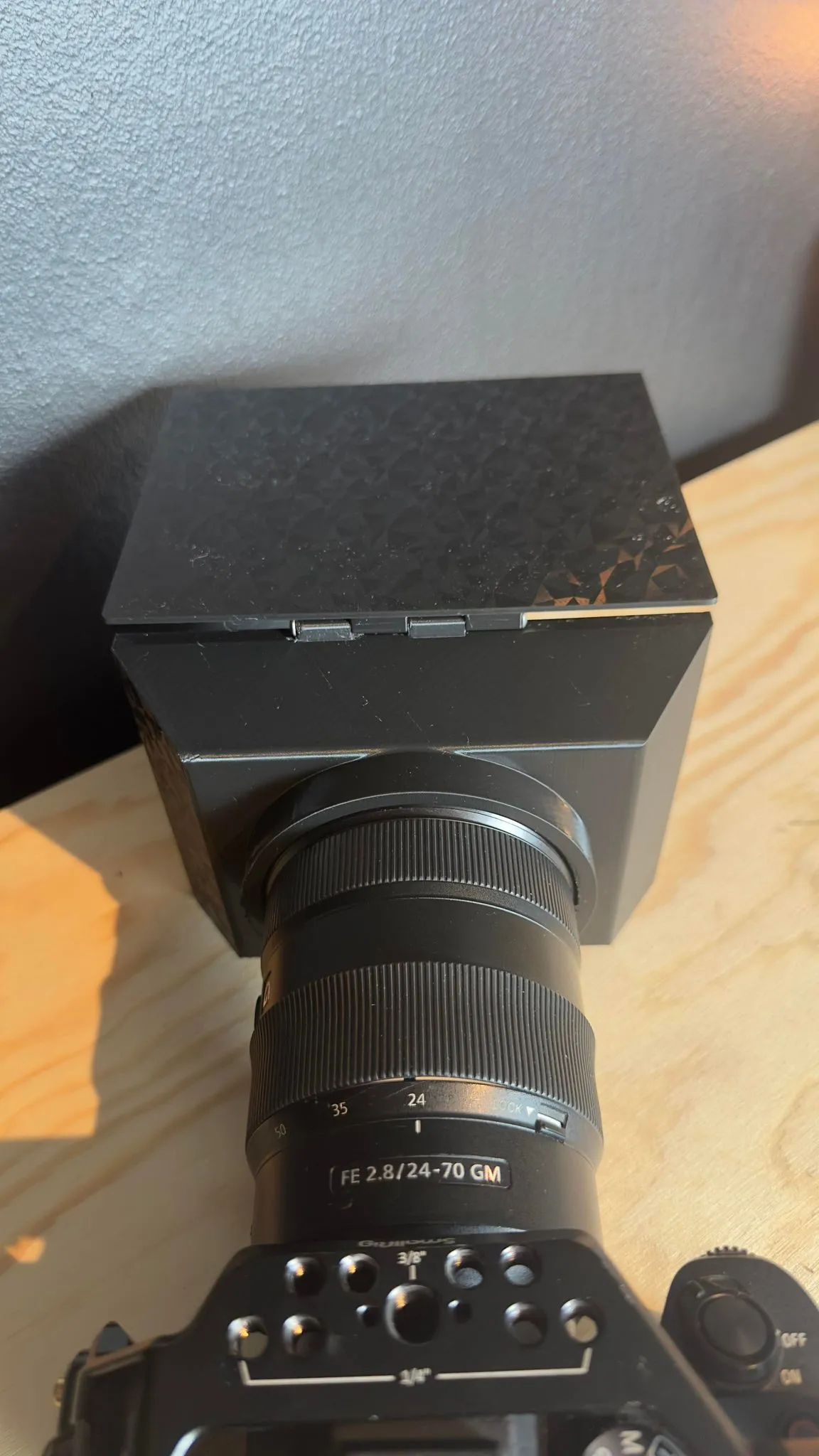 Giá đỡ mattbox cho camera với thiết kế tùy chỉnh