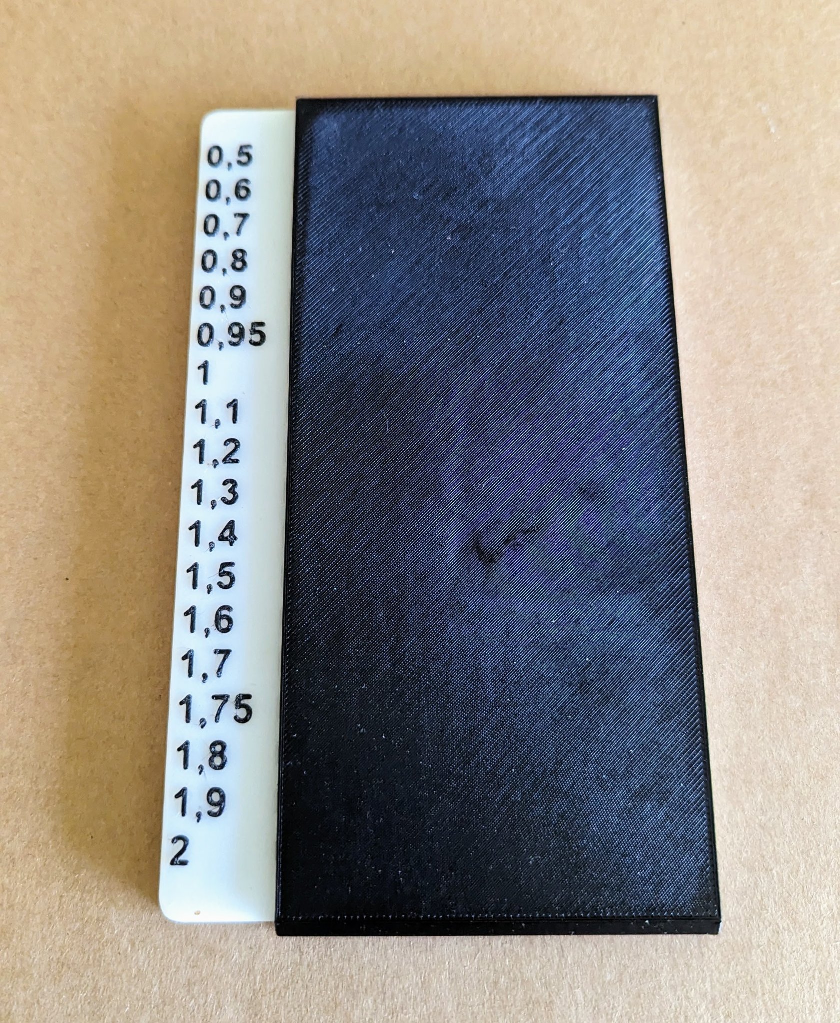 Hộp lưu trữ mũi khoan nhỏ có nắp cho máy in 3D