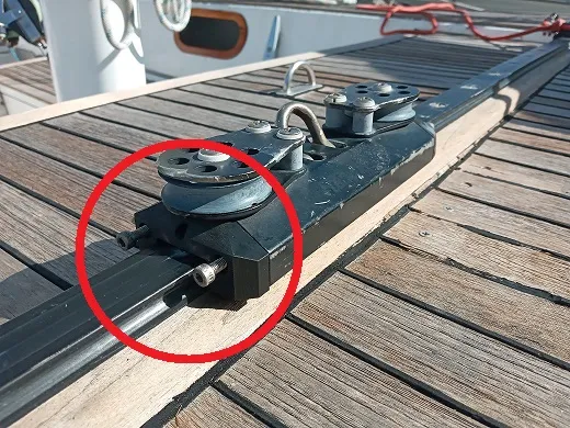 Xe kéo mainsheet đã ngừng sản xuất cho thuyền buồm