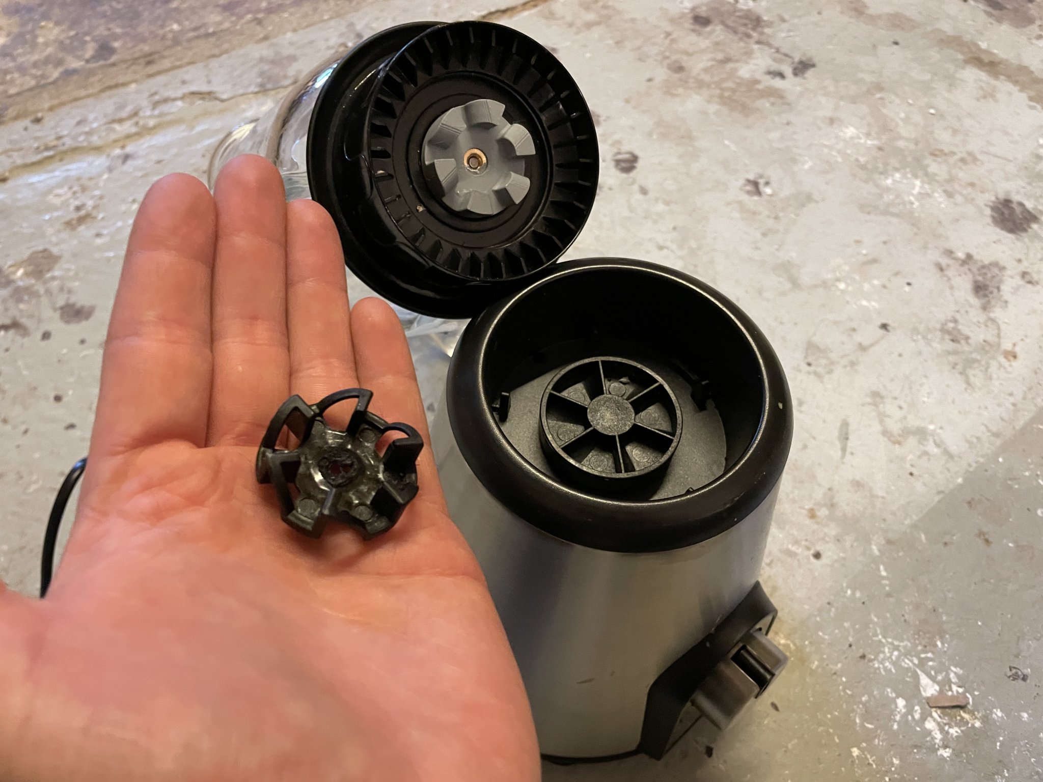 **Bánh răng thay thế cho máy xay COOP**