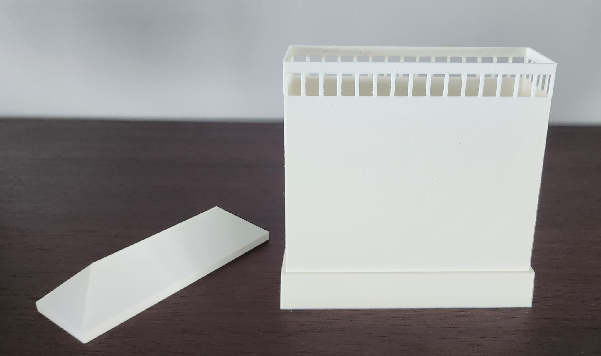 Giá đỡ bút hình ống khói chữ nhật Alentejo (Bồ Đào Nha)